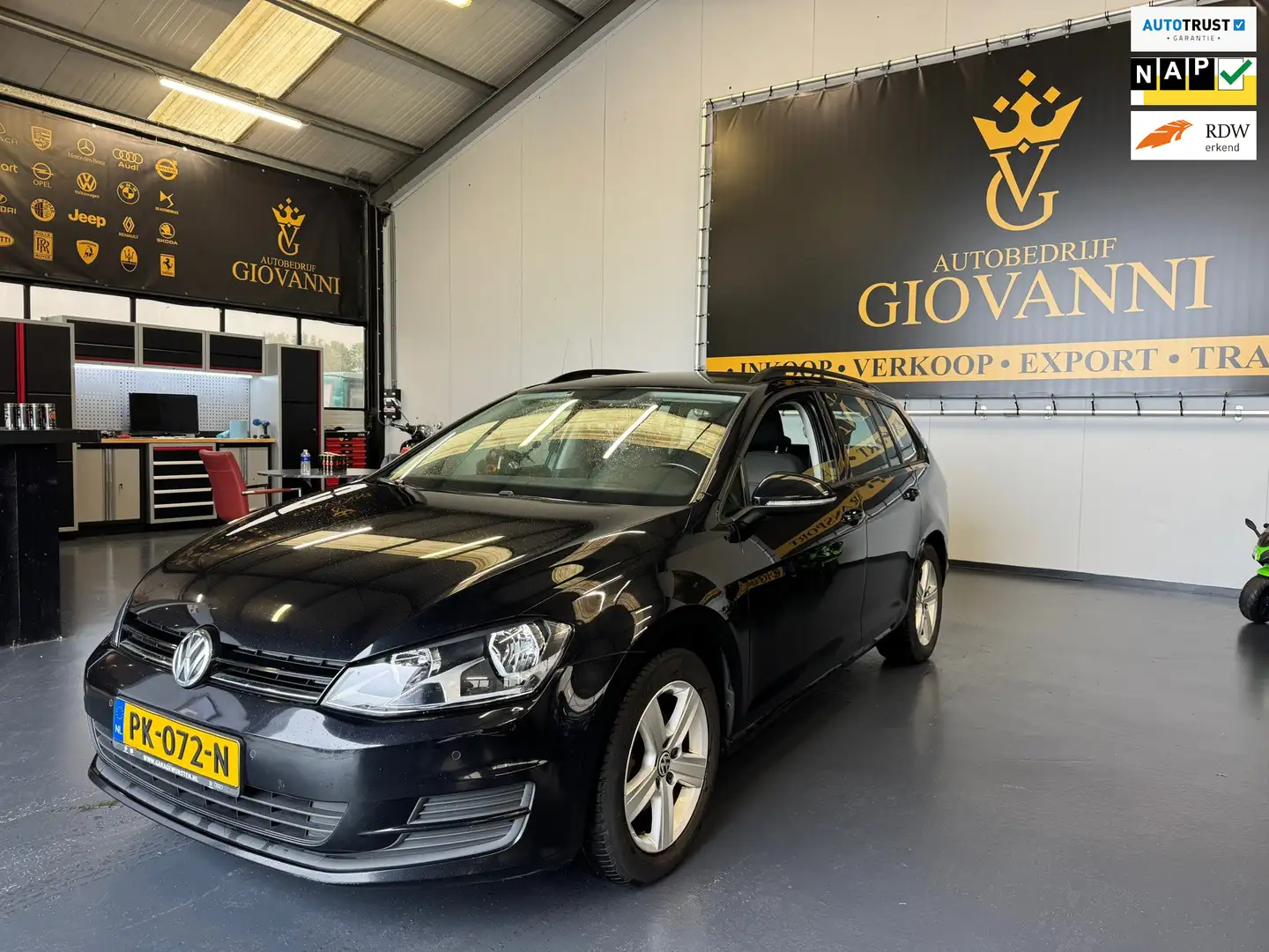 Volkswagen Golf Variant 1.2 TSI Trendline inruilen mogelijk Zwart - 1
