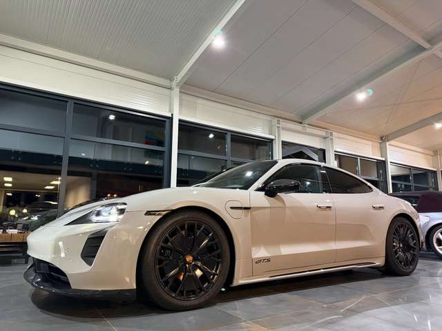 Imagine Porsche Taycan GTS/MY24/CarbonAero/HuD/HA-Lenkung/Kreide