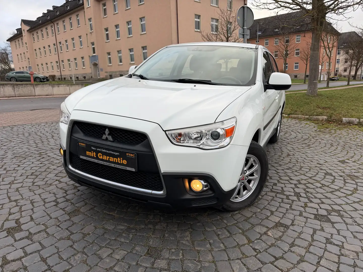 Mitsubishi ASX Invite 4WD Blanc - 1