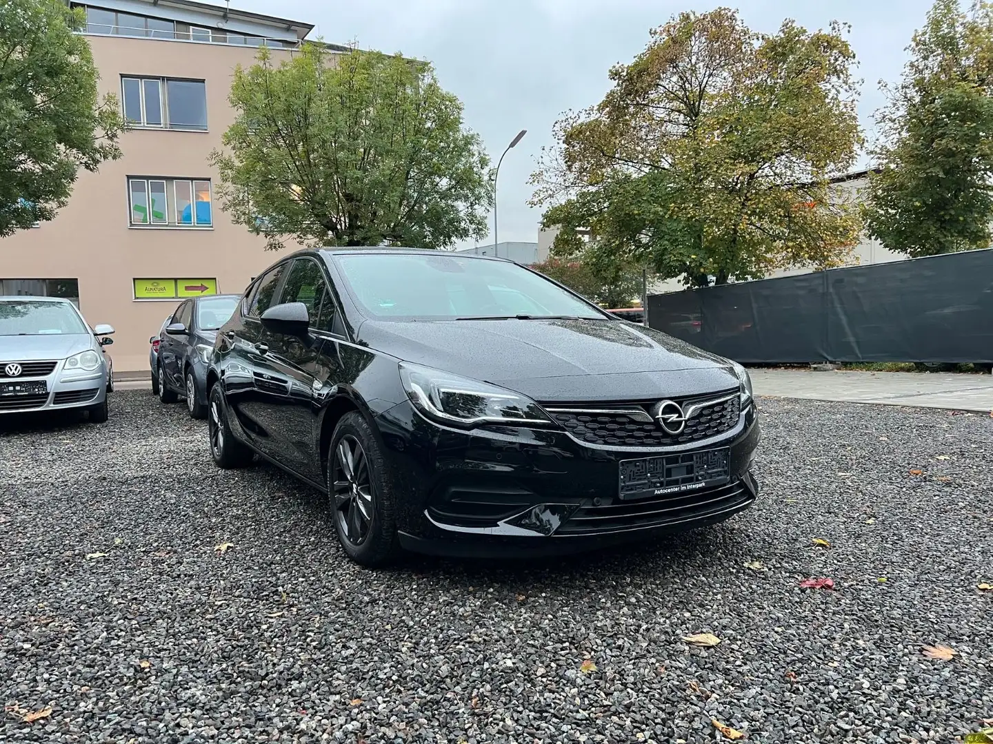 Opel Astra K Lim. 1.2i  120 Jahre ACC Carplay Kamera Schwarz - 1