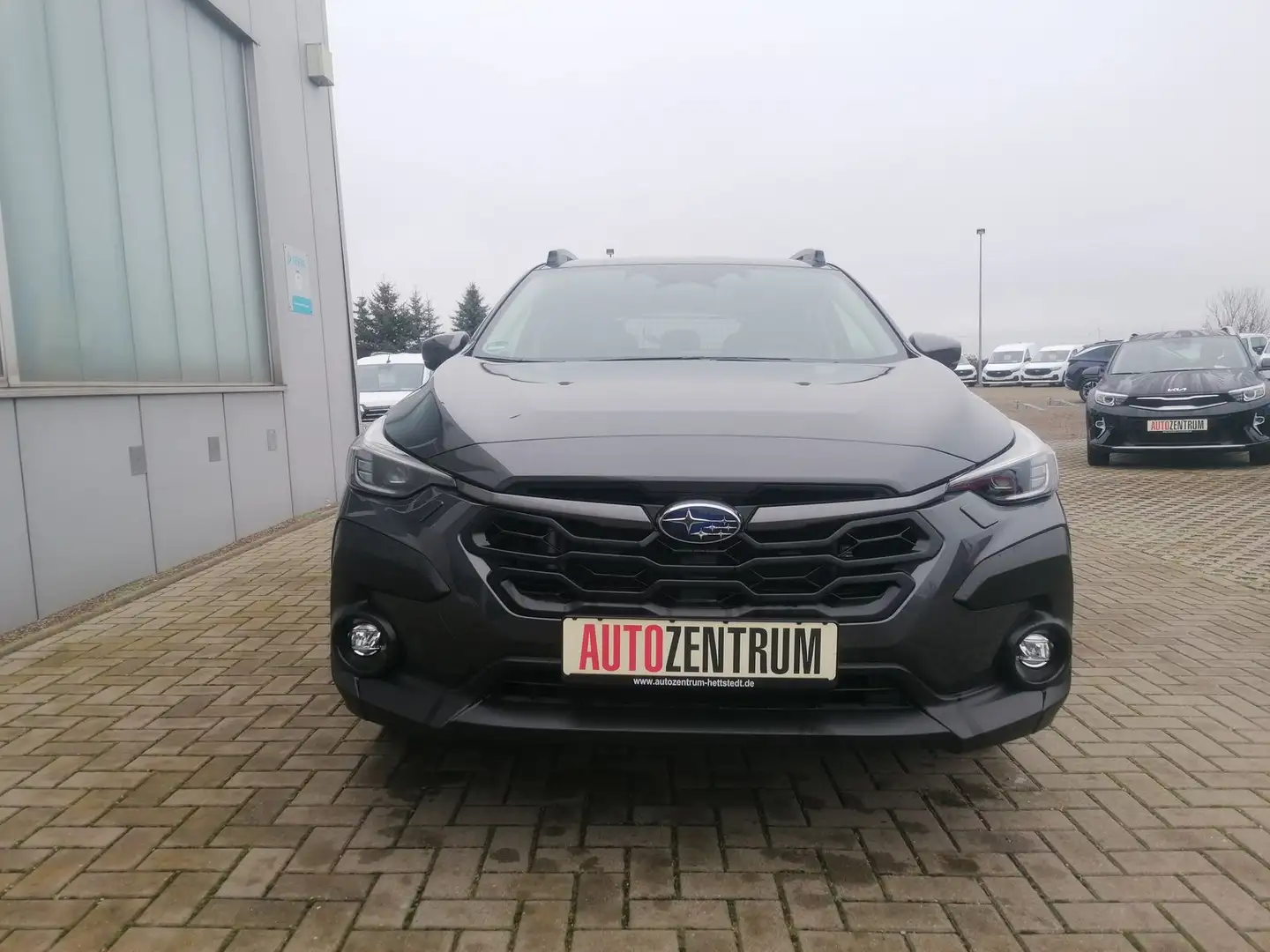 Subaru Crosstrek 2.0ie e-BOXER Active Lineartronic 4x4 Gris - 2