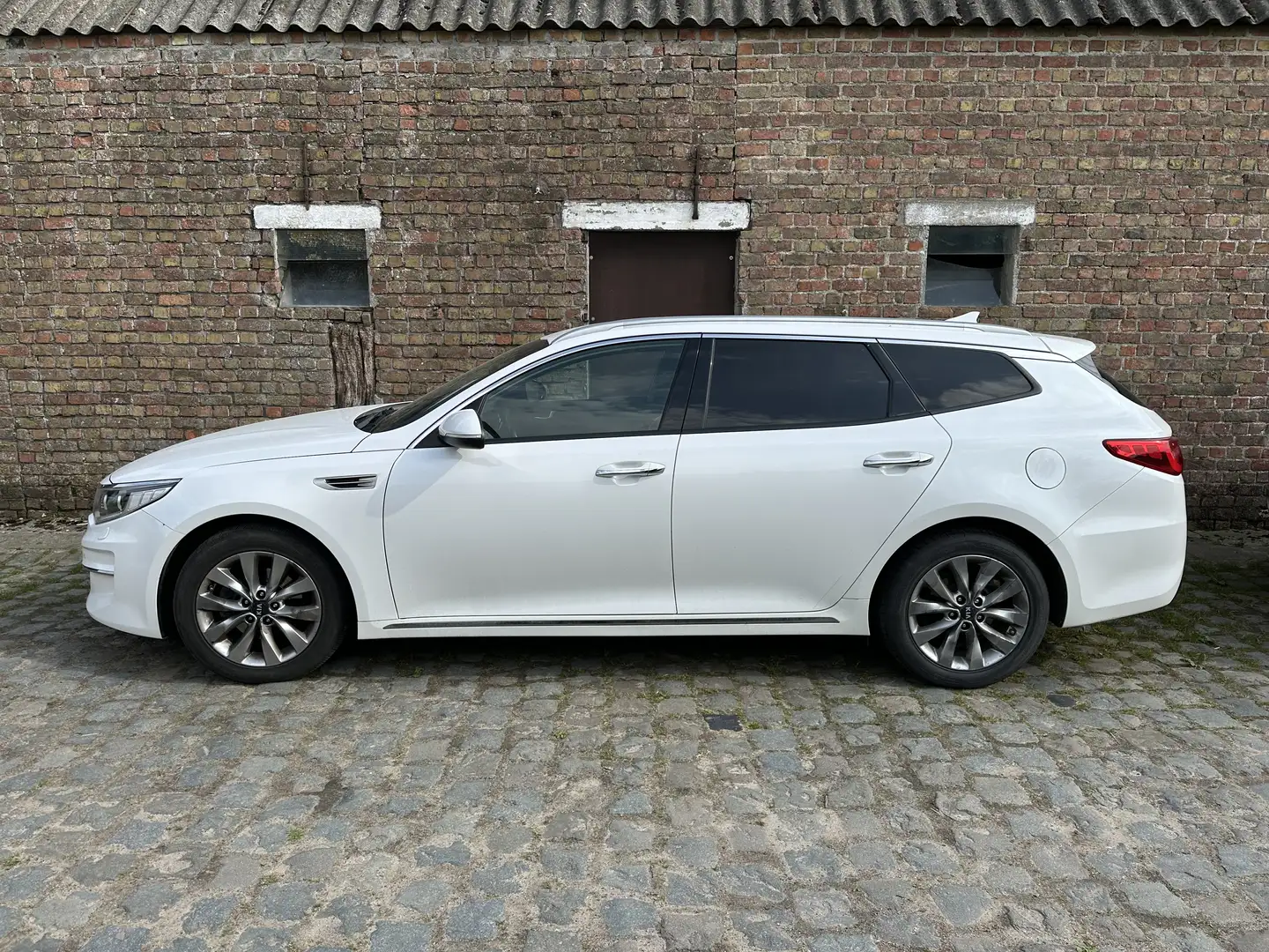 Kia Optima Sportswagon 1.7 CRDI DCT Lounge - 2