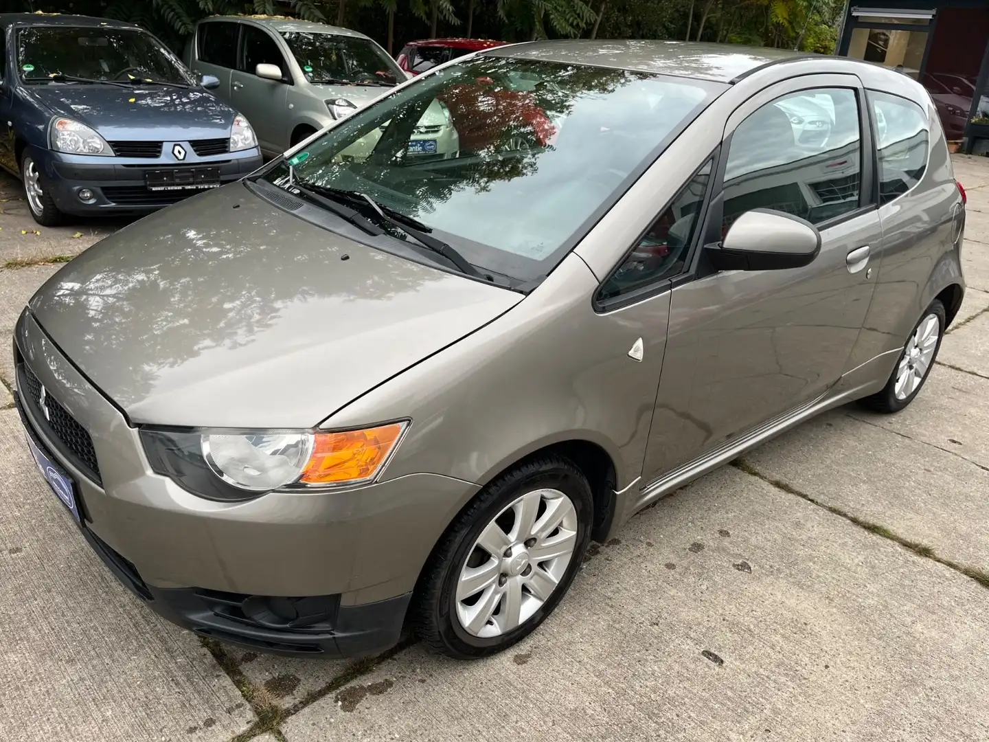 Mitsubishi Colt Lim. 3-trg. ClearTec MOTION PLUS .1 HAND Grau - 1