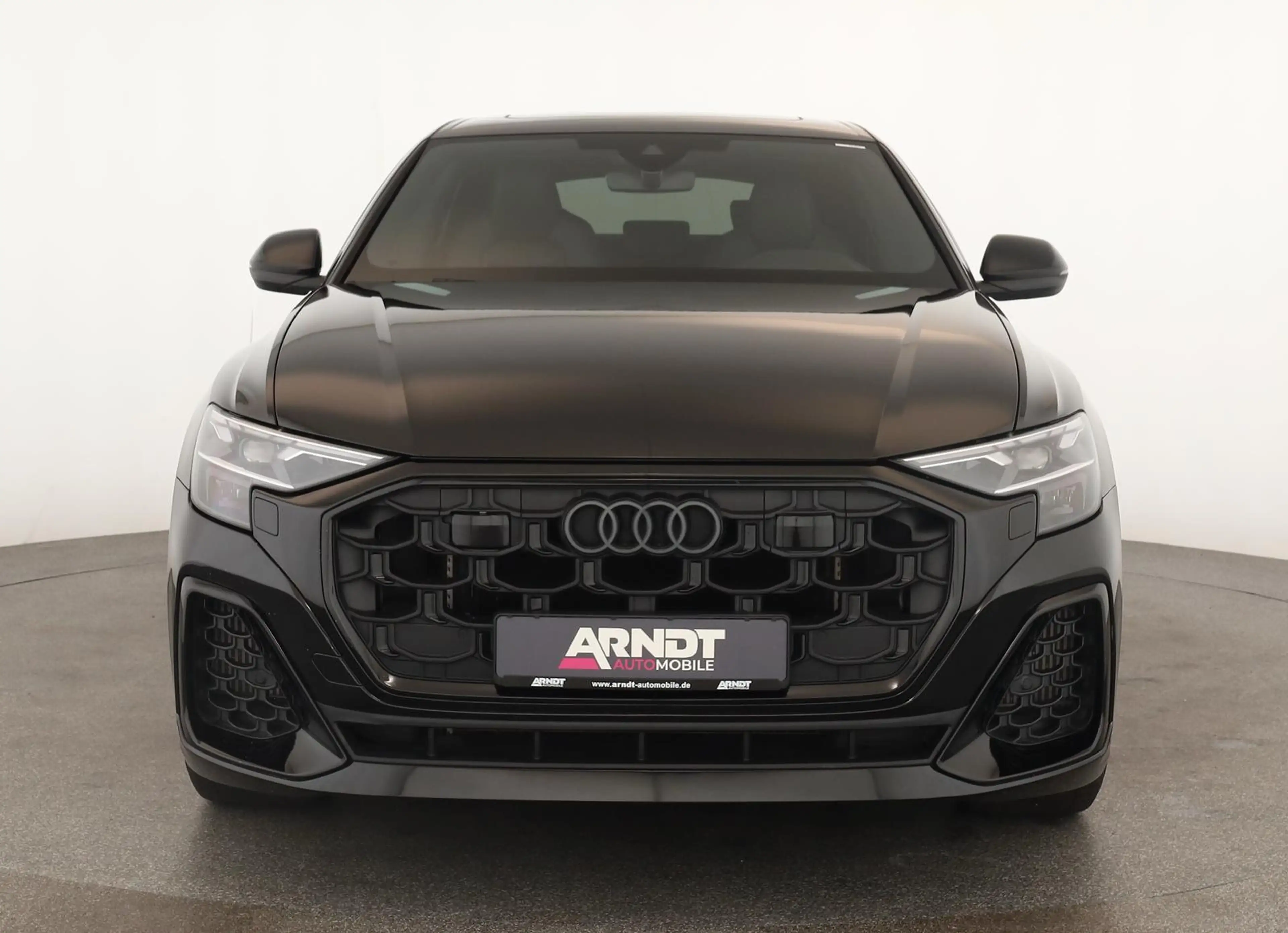 Audi SQ8 TFSI Facelift Leder Matrix Pano BangO ACC 23 — photo 6
