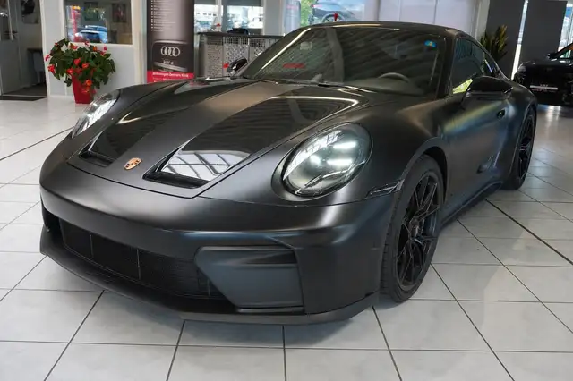 Porsche 992