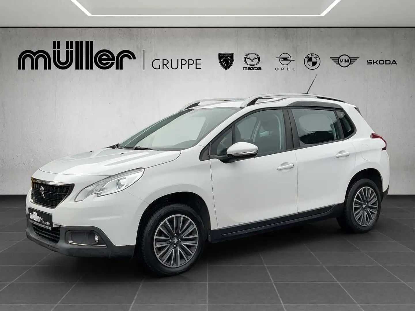 Peugeot 2008 PureTech 110 Stop&Start Active Weiß - 1