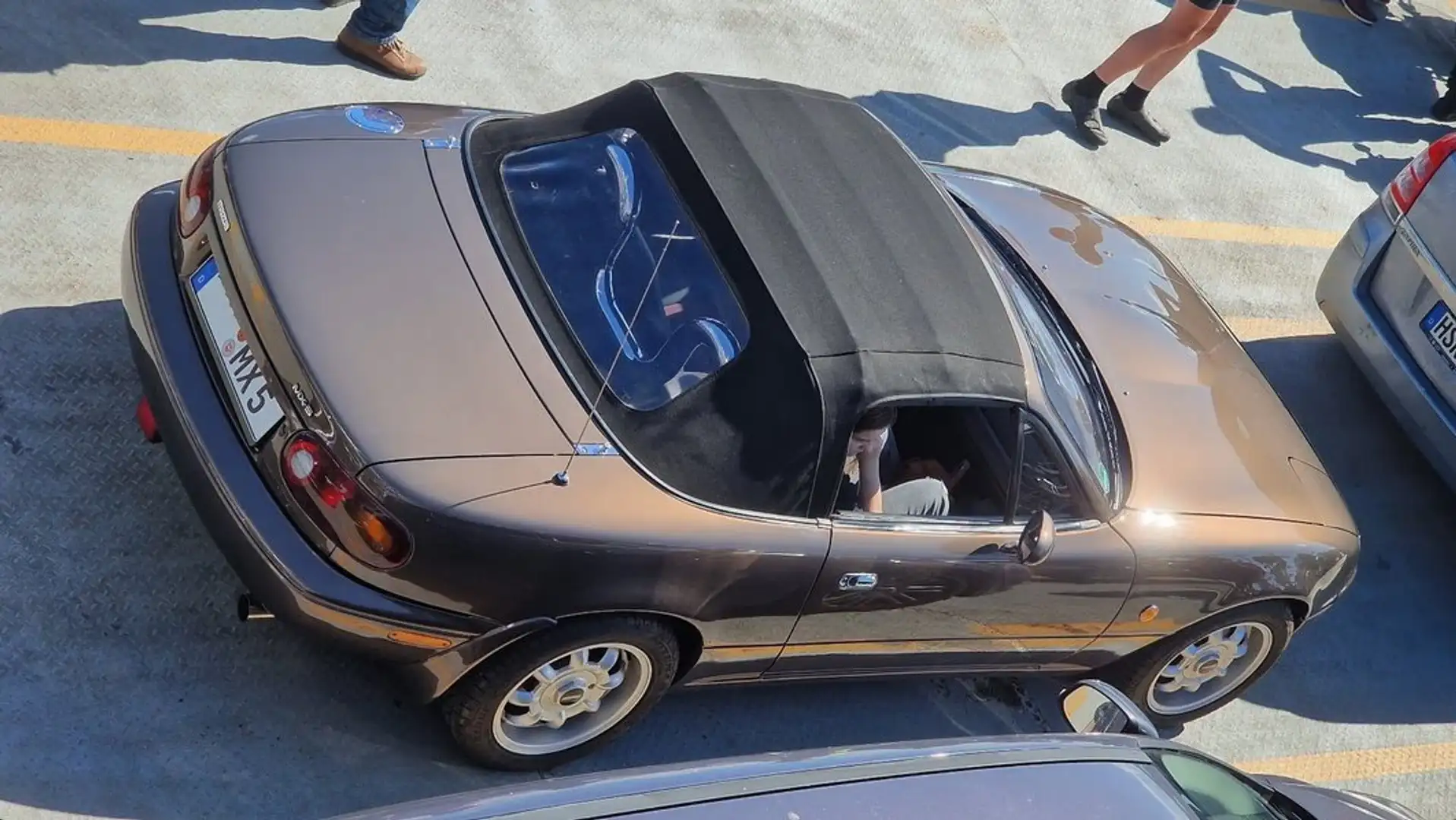 Mazda MX-5 MX-5 16V Коричневий - 1