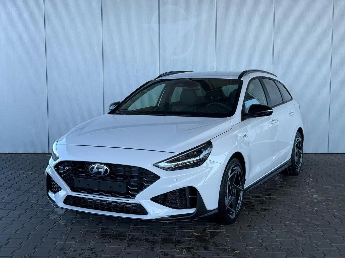 Hyundai i30 N-Line Premium 1.5 T-GDI / Sitzpaket / Alcantara / Weiß - 1