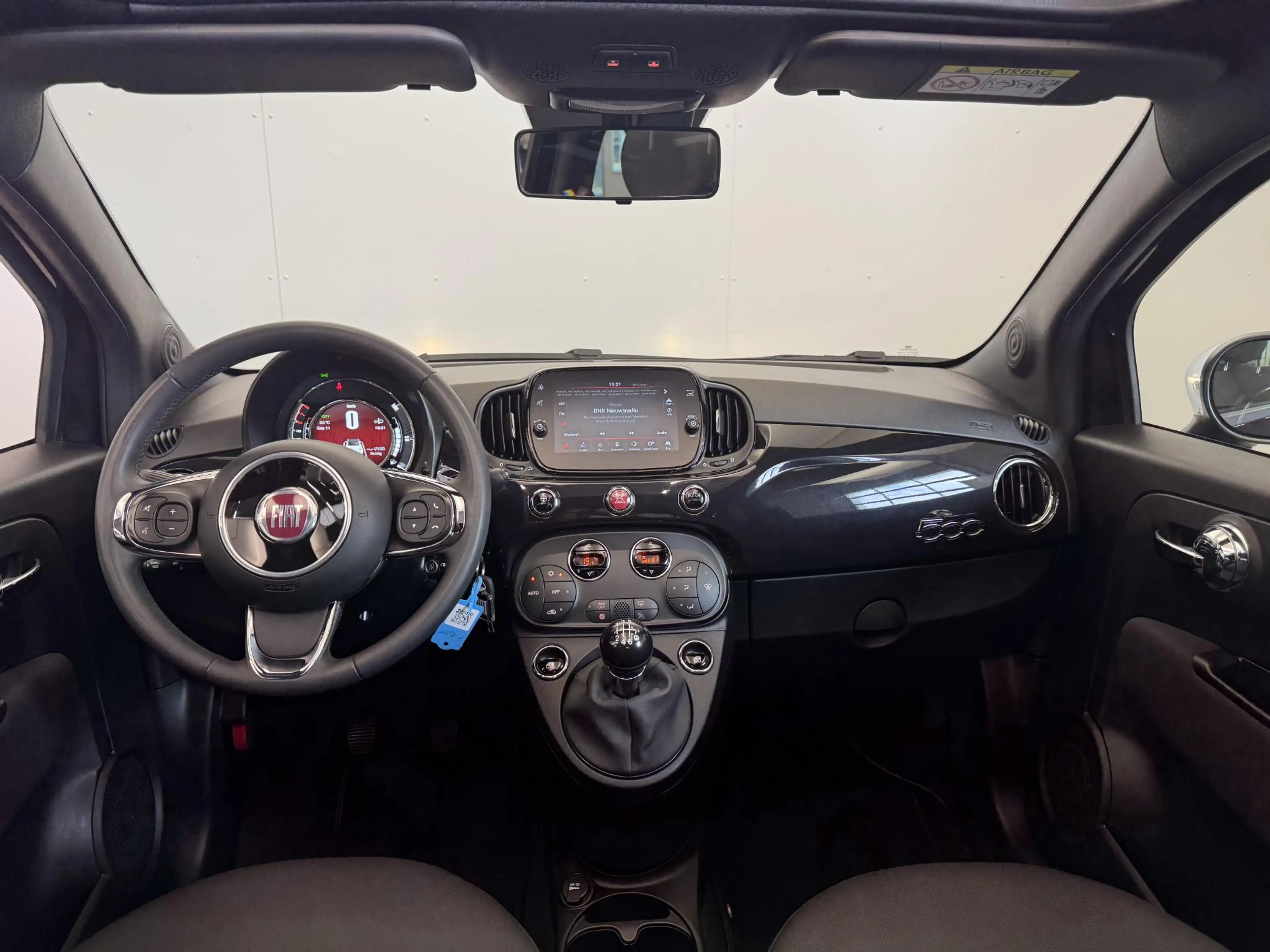 Fiat 500 1.0 Hybrid Bellavita Cabrio | App Connect | Clima — photo 13