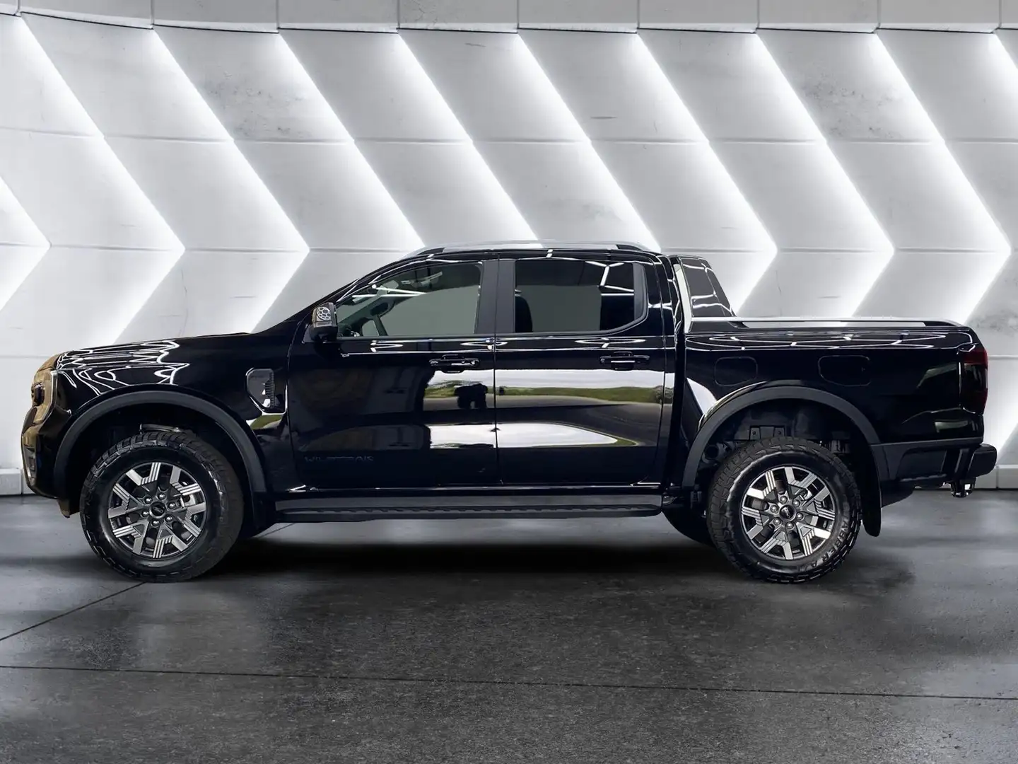 Ford Ranger DoKa Wildtrak PHEV **inkl. Rollo** Schwarz - 2
