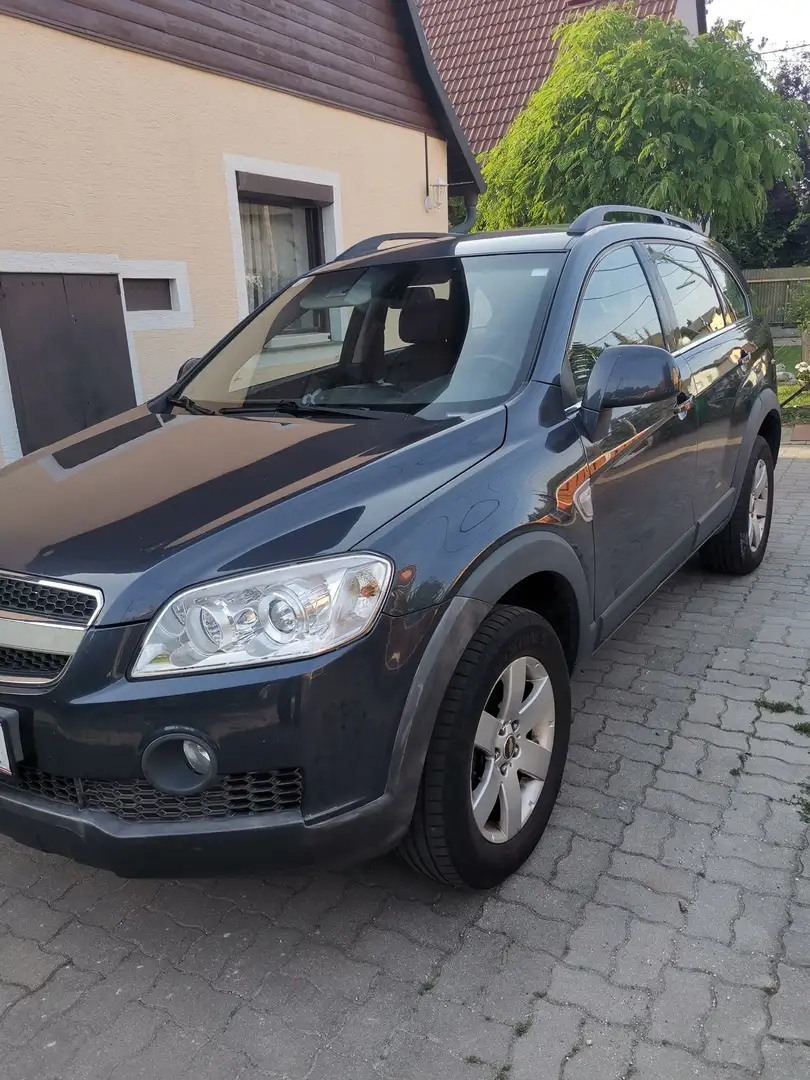 Chevrolet Captiva Captiva LT 2,0 Ds. 4WD LT Grau - 2
