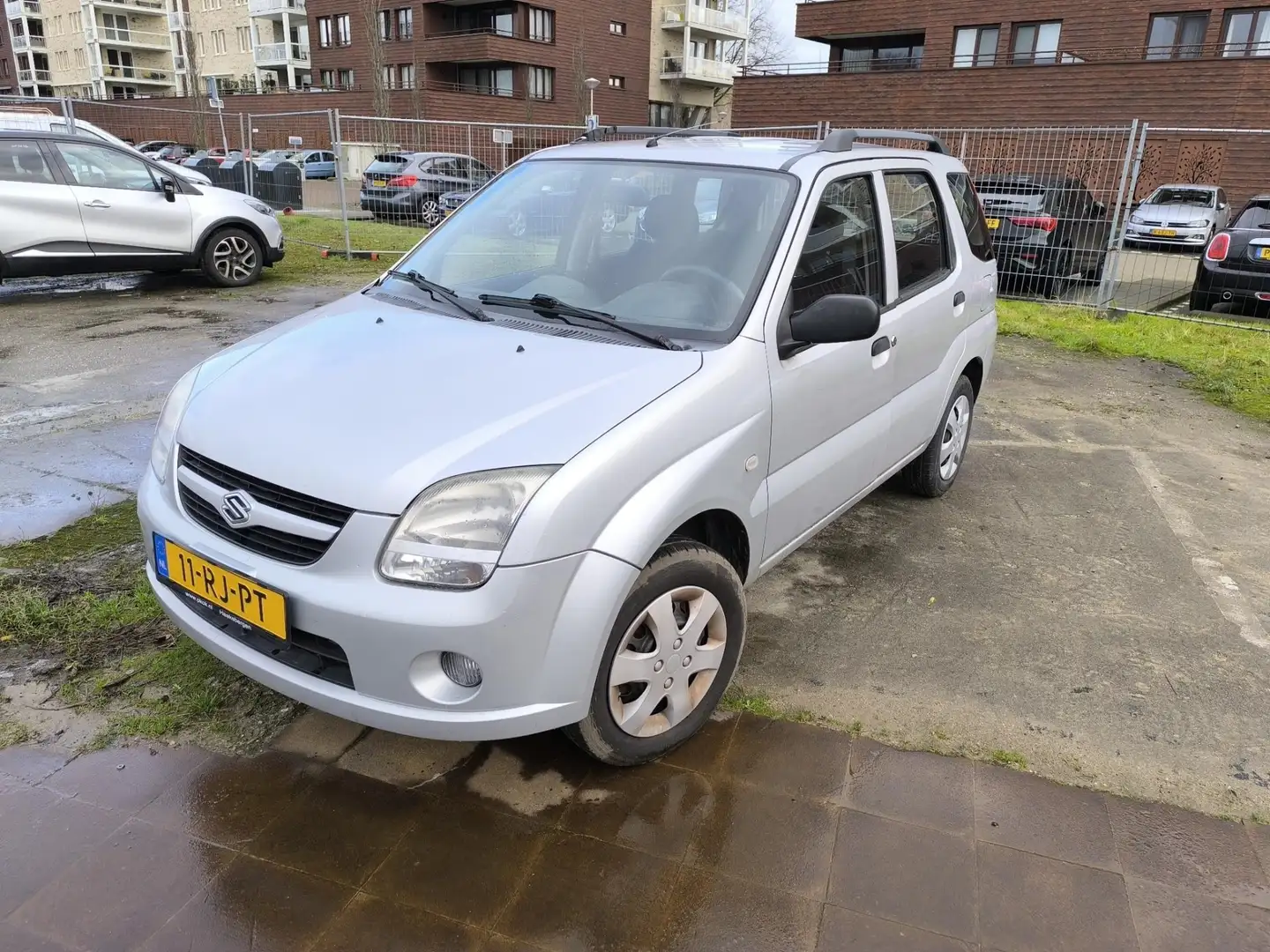 Suzuki Ignis Ignis 1.5-16V GLS Grau - 1