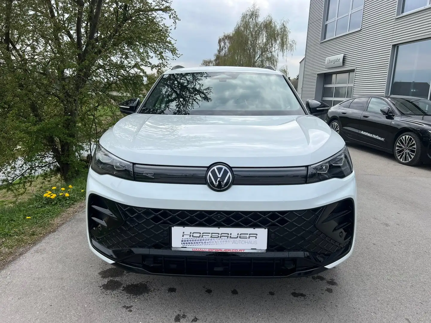 Volkswagen Tiguan R-Line TDI DSG Weiß - 2
