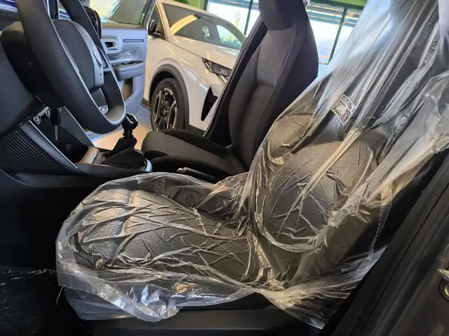 Citroen C3 view 14
