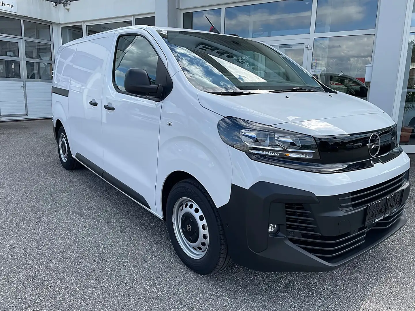 Opel Vivaro BlueHDi 120 S&S M Weiß - 2
