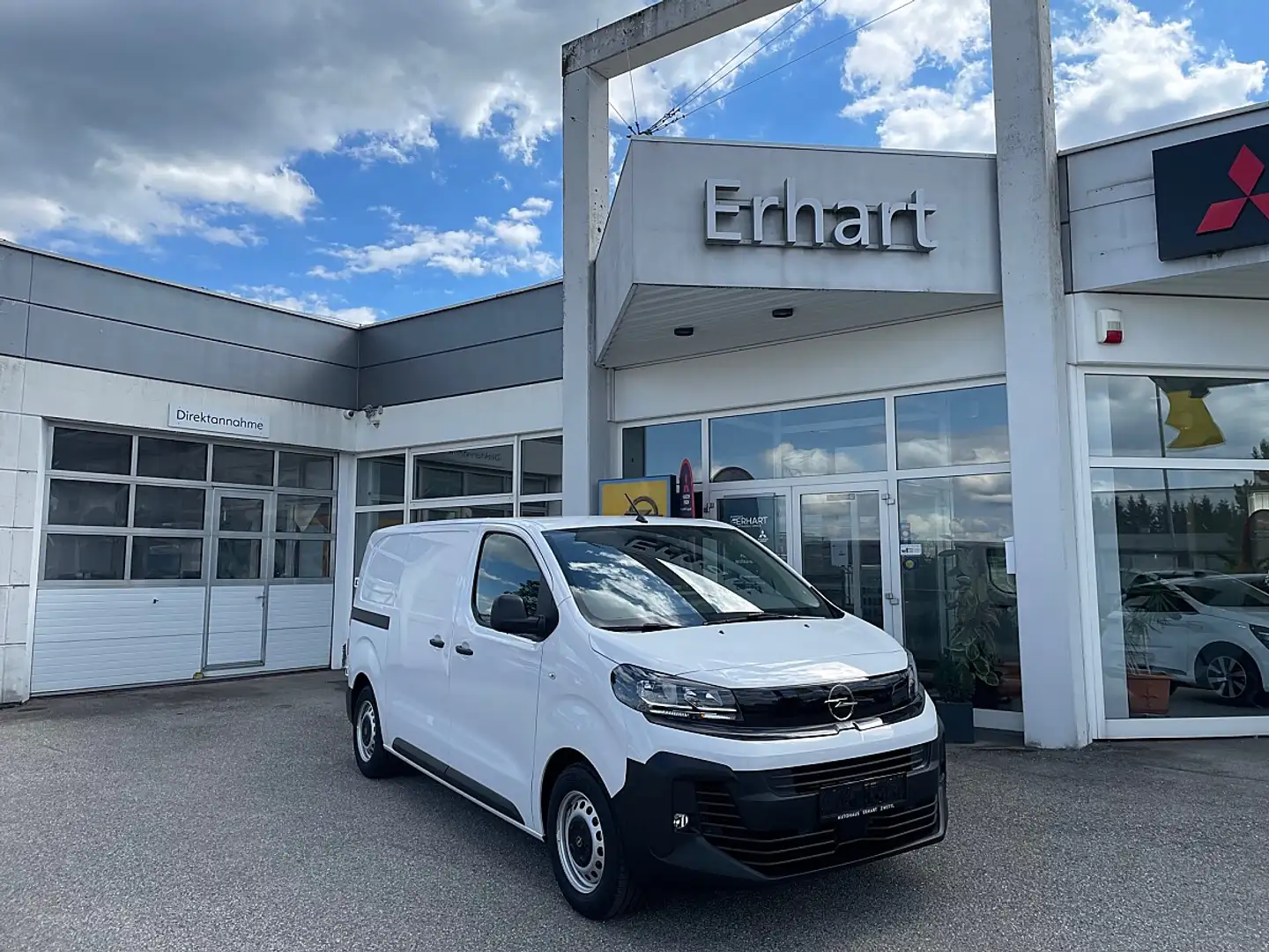 Opel Vivaro BlueHDi 120 S&S M Weiß - 1