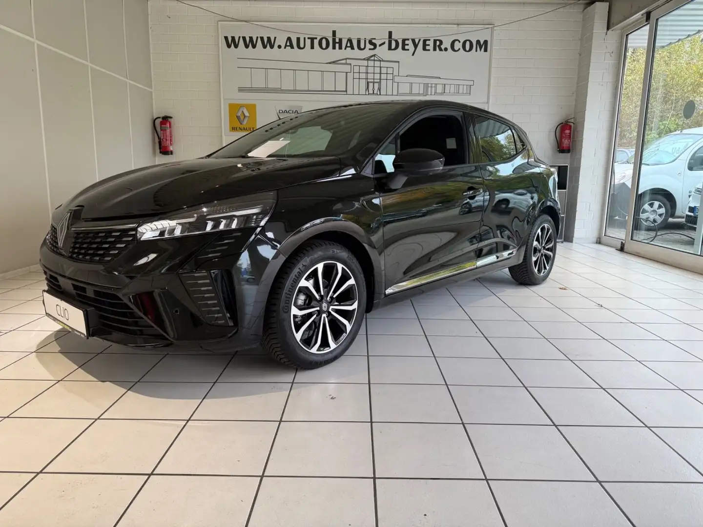 Renault Clio V Techno Schwarz - 1