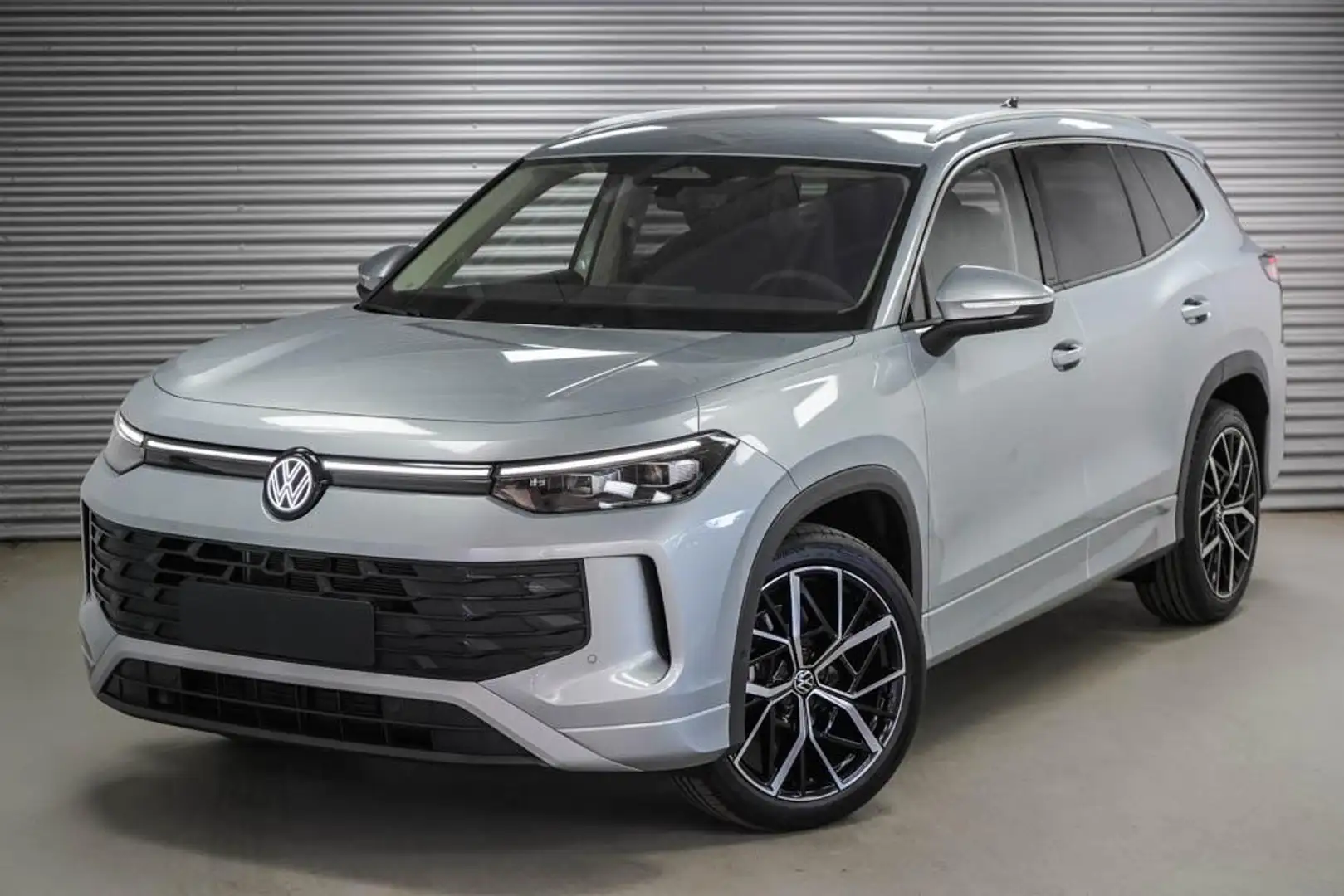 Volkswagen Tayron 1,5 eTSI DSG Life, Standheizung - L -LAG. 110 k... Ezüst - 1