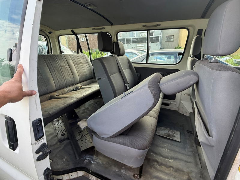 Toyota Hiace 2.5 Turbo D-4D VX — photo 8
