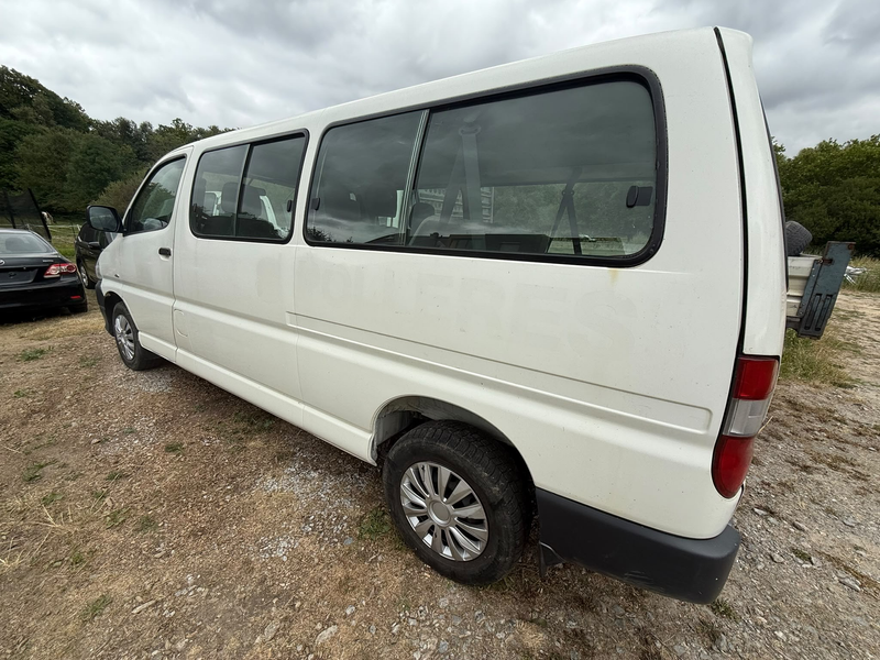Toyota Hiace 2.5 Turbo D-4D VX — photo 5