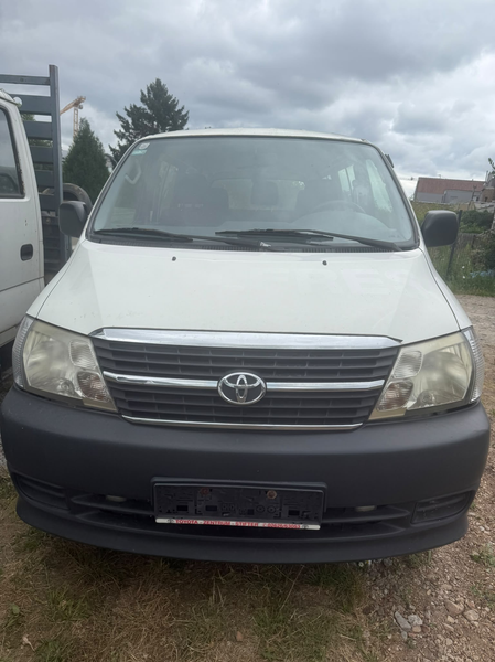 Toyota Hiace 2.5 Turbo D-4D VX — photo 4