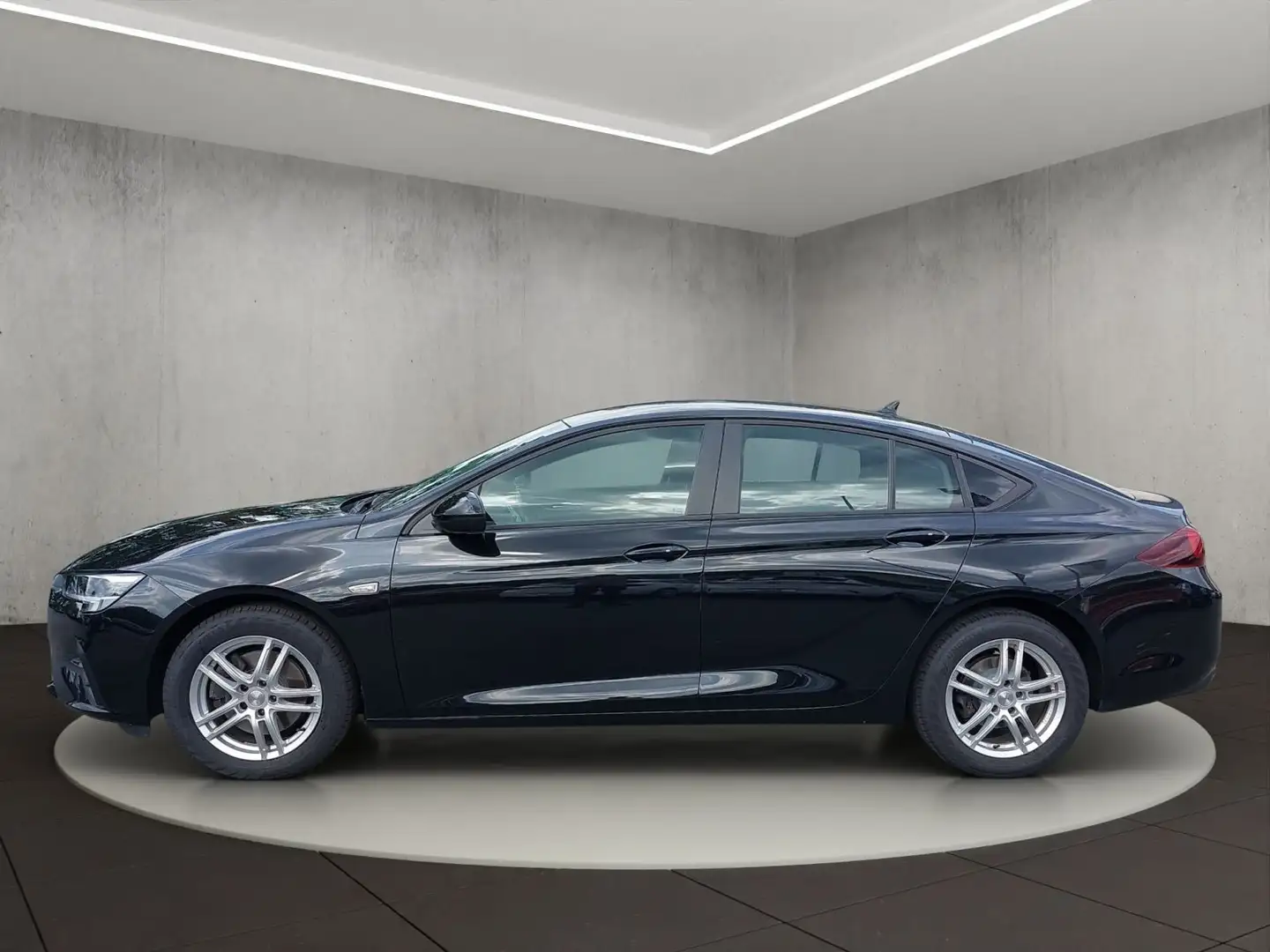 Opel Insignia Grand Sport BusinessEdition S/S Noir - 2