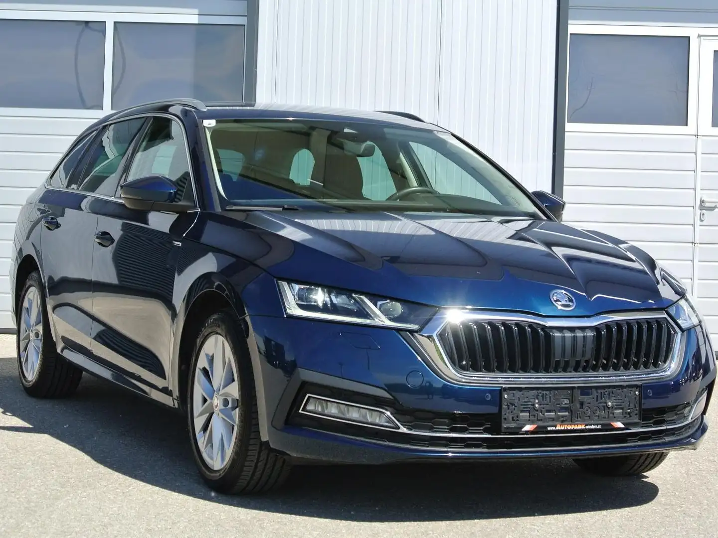 Skoda Octavia Kombi 1.4 TSI IV Hybird DSG Style * LED * NAVI* Blau - 1
