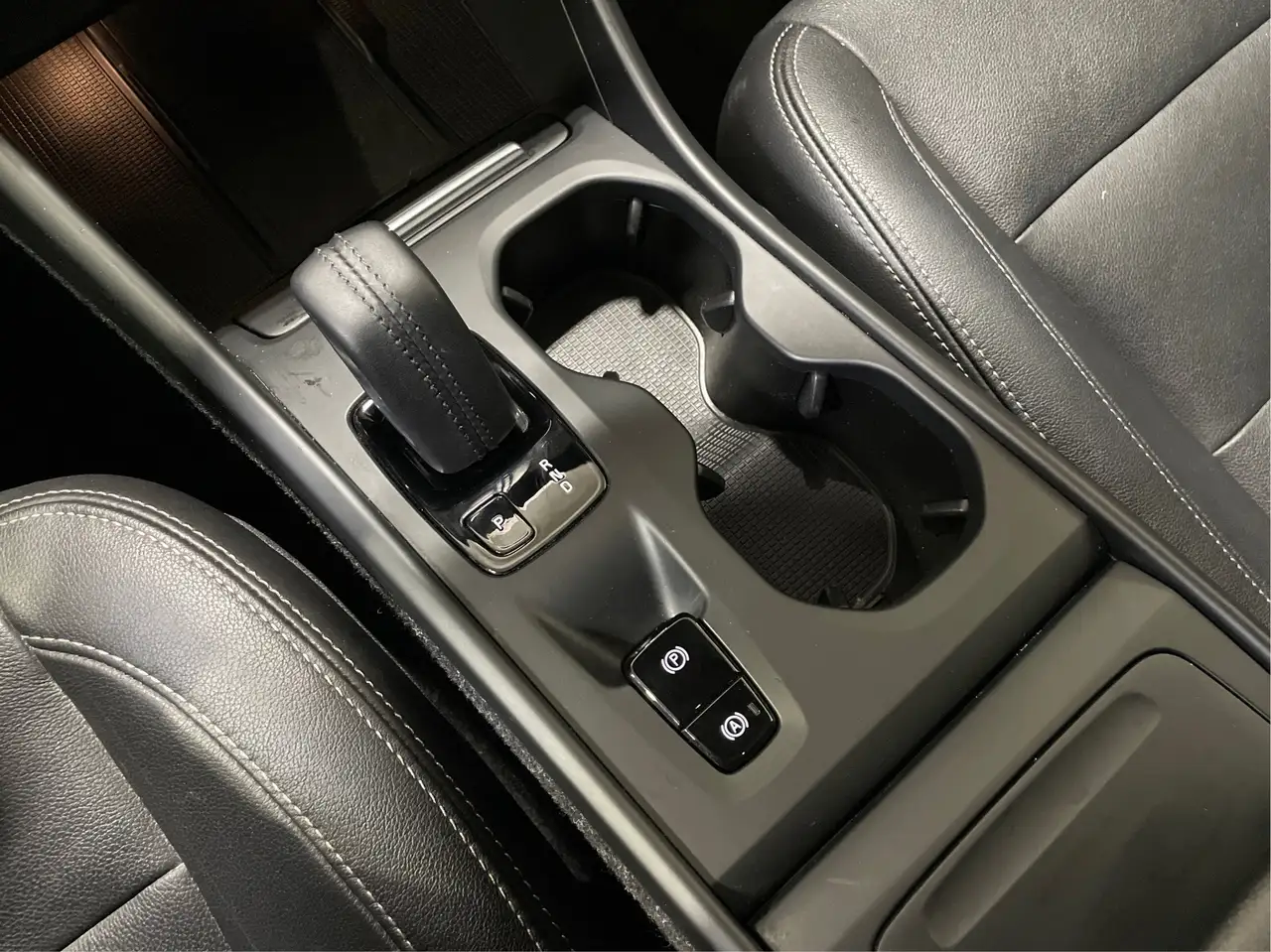 Volvo XC40 снимка Volvo XC40