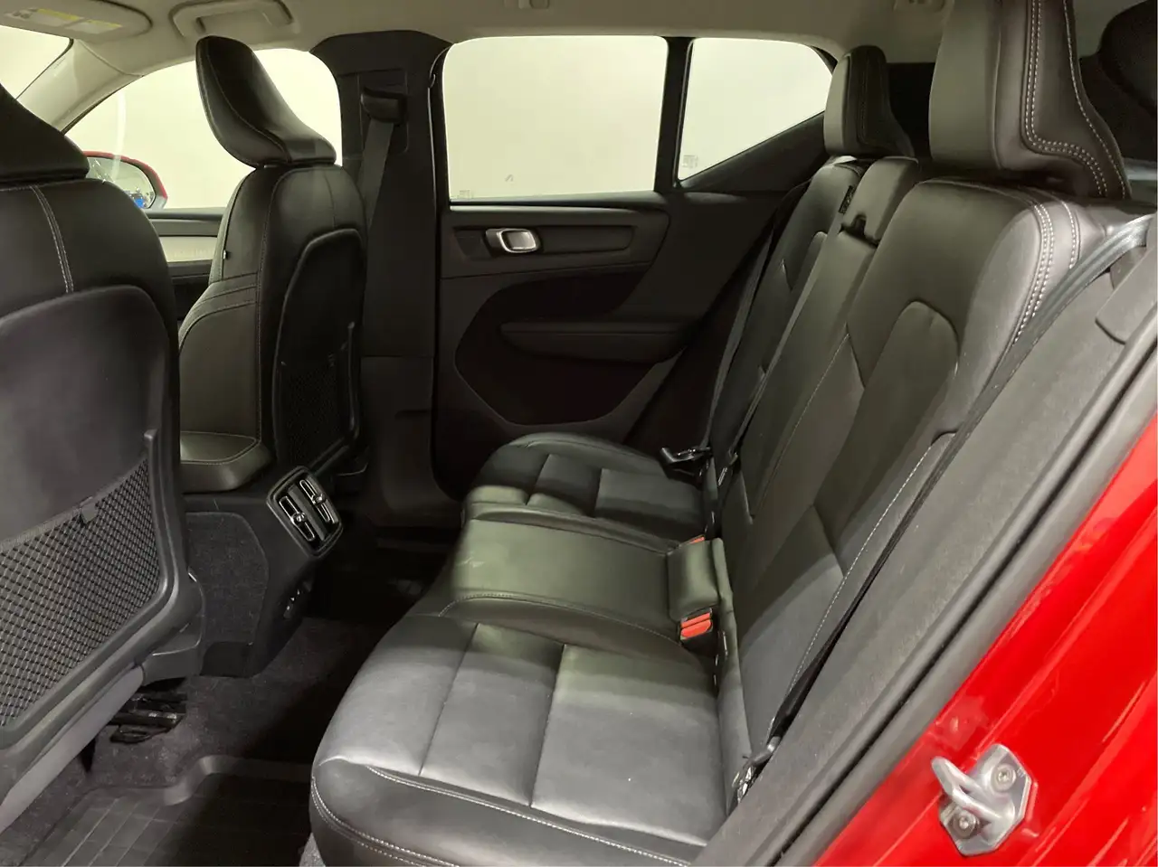 Volvo XC40 снимка Volvo XC40