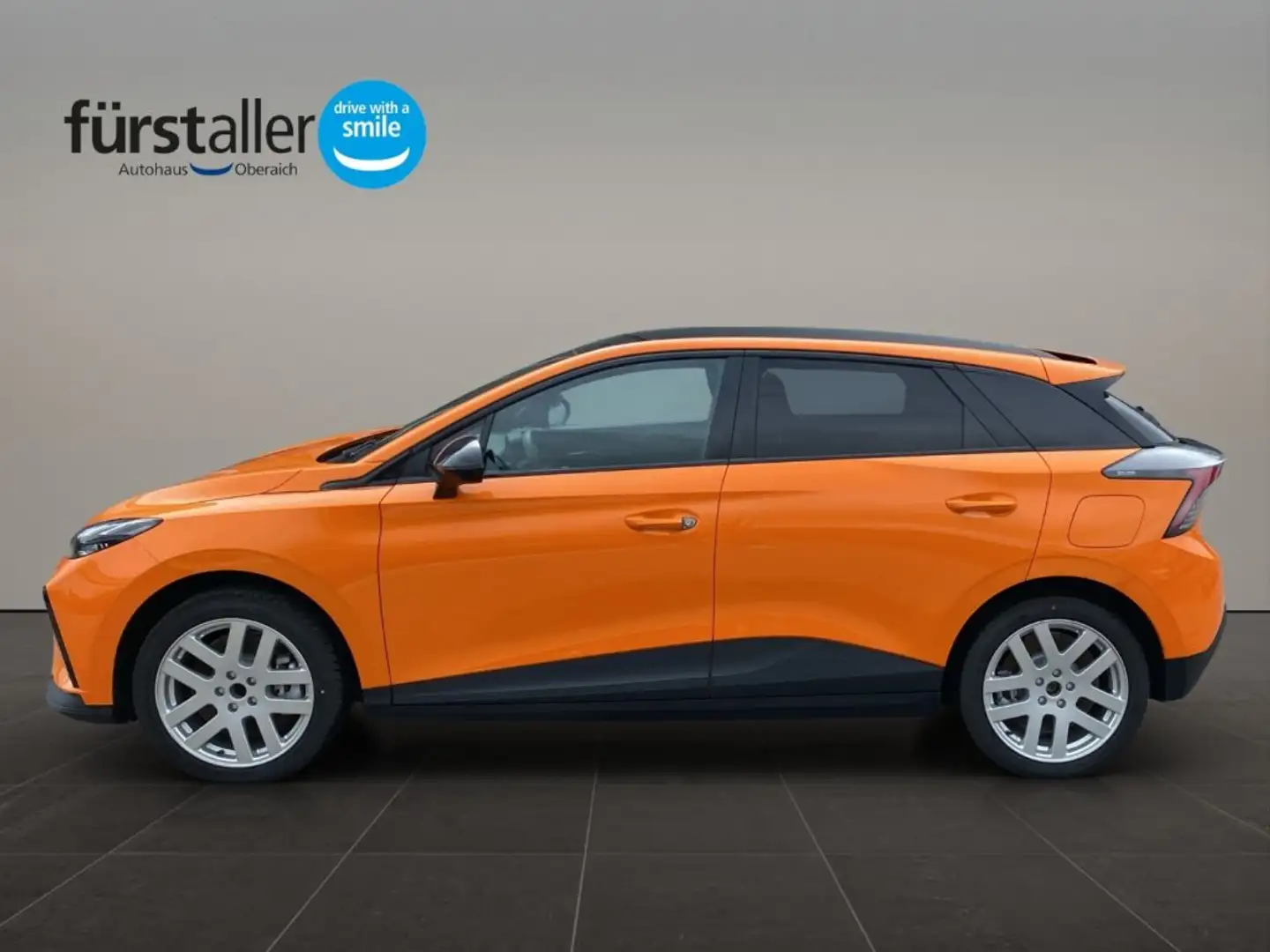 MG MG4 Trophy Extended Range 77kWh Leder Schwarz Naranja - 2
