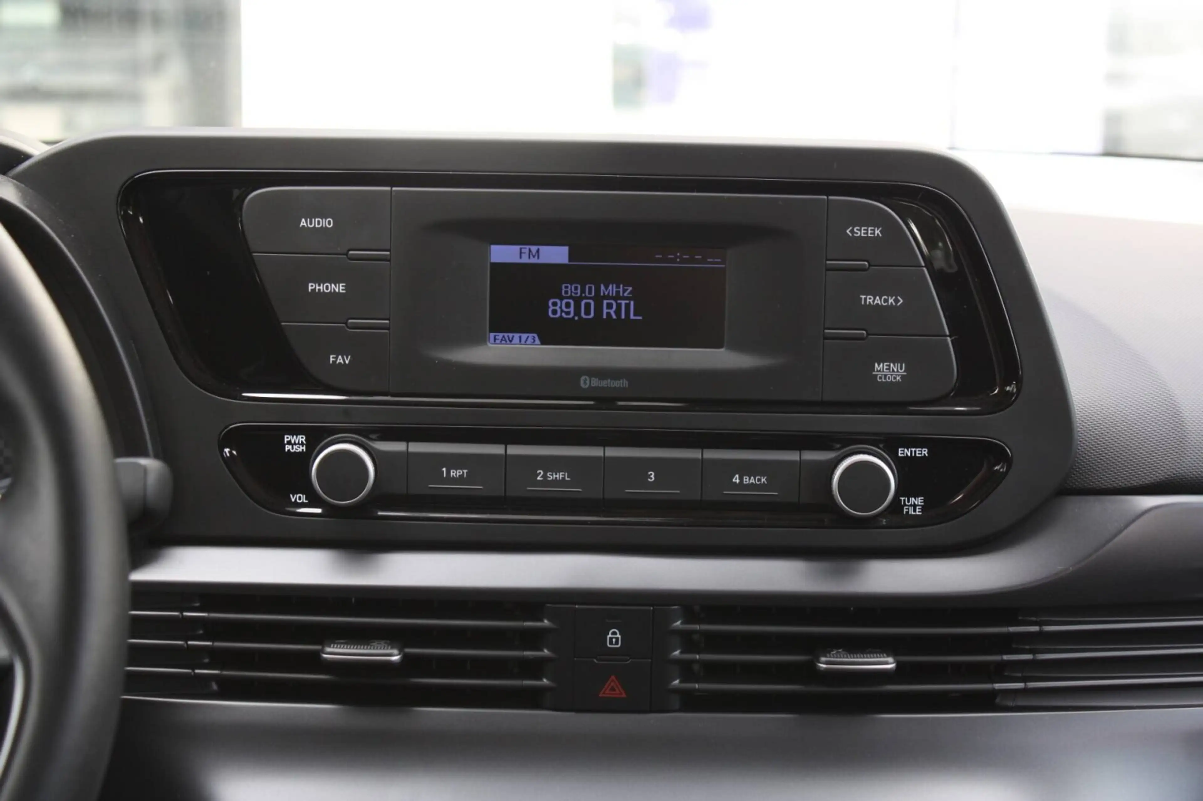 Hyundai BAYON BAYON 1.0 T-GDI Select SHZ DAB — photo 10