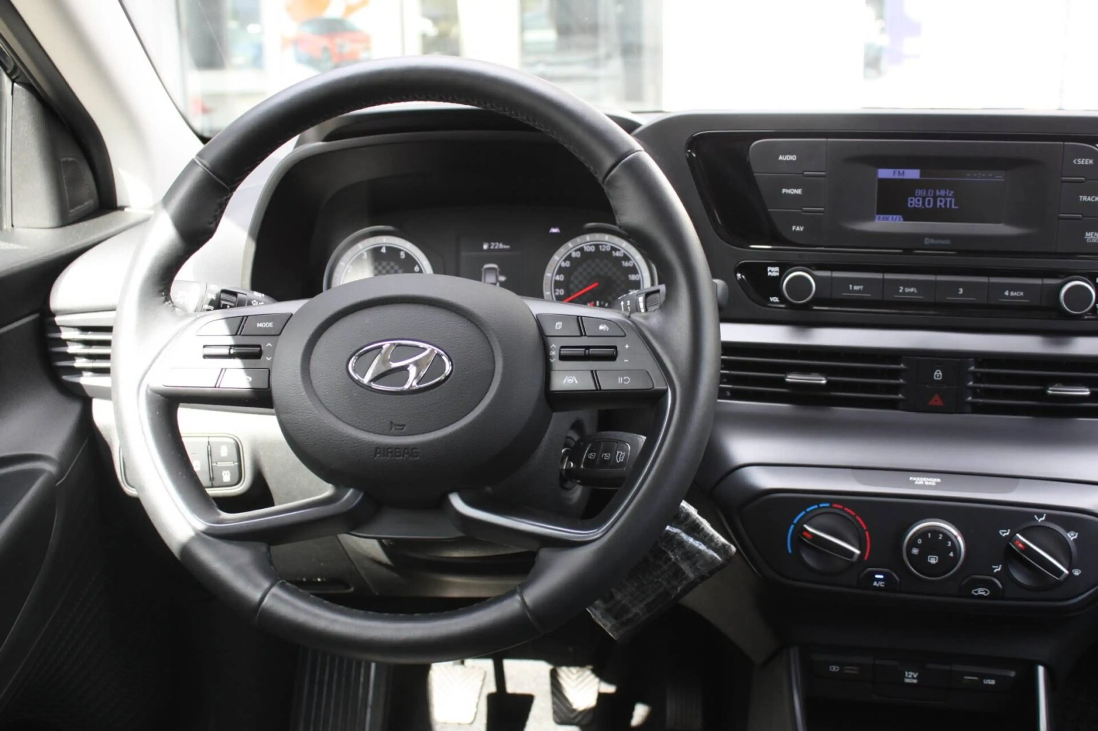 Hyundai BAYON BAYON 1.0 T-GDI Select SHZ DAB — photo 12