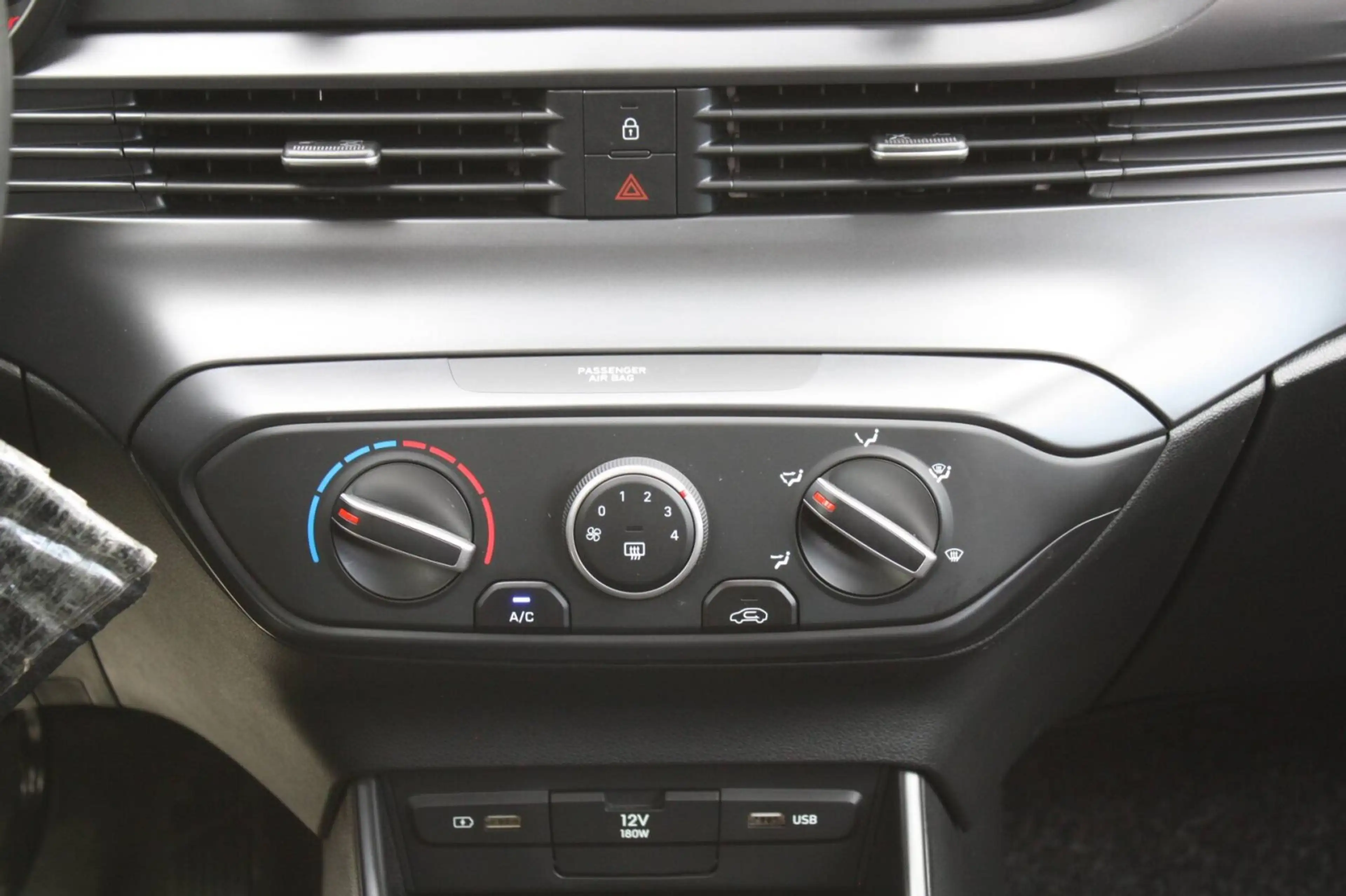 Hyundai BAYON BAYON 1.0 T-GDI Select SHZ DAB — photo 11
