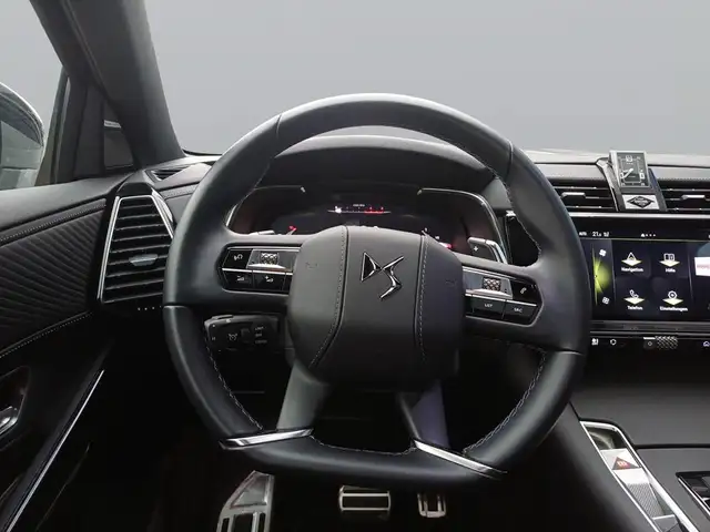 DS Automobiles DS 7 Crossback view 13