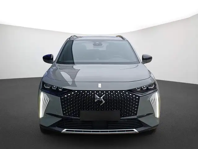 DS Automobiles DS 7 Crossback view 2