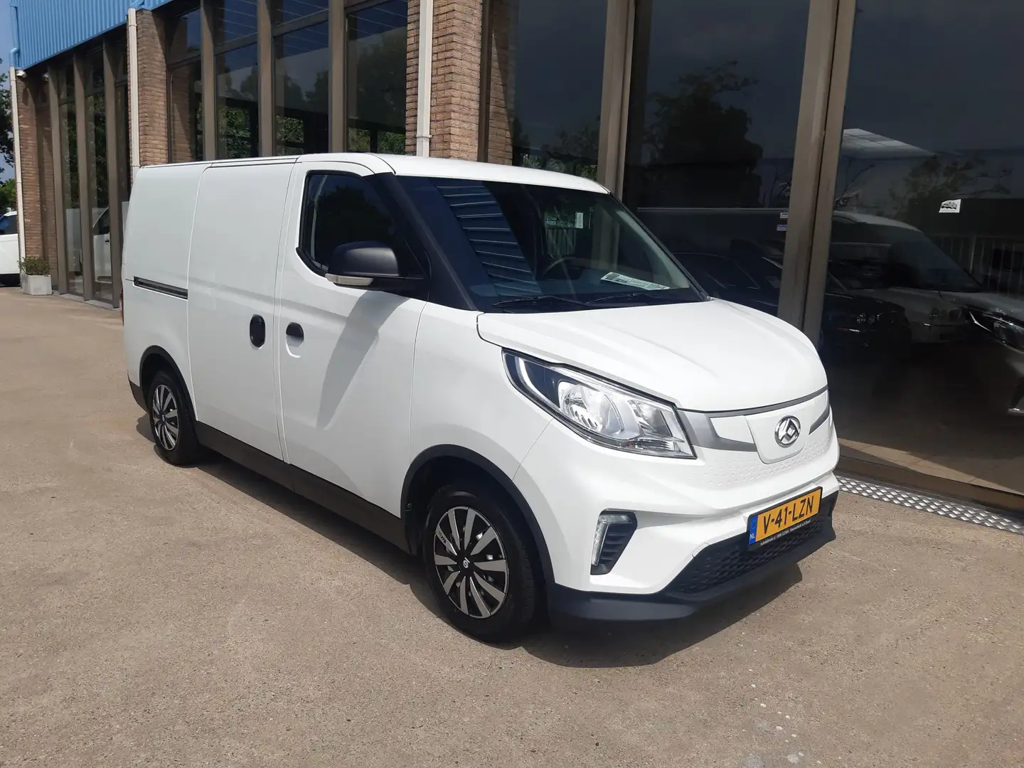 Maxus eDeliver 3 50,2 kWh Autm. Cruise control Achteruitrijcamera A Blanco - 1