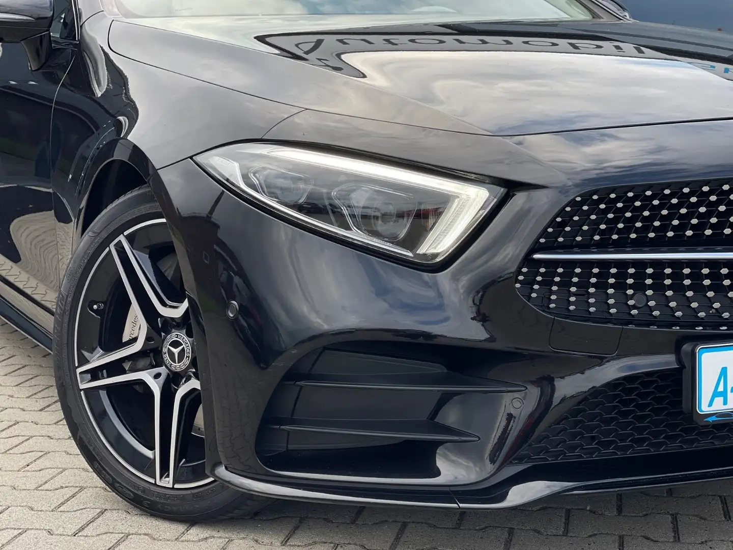 Mercedes-Benz CLS 350 d 4Matic-AMG Line-Widescreen-Night-Paket Negro - 2