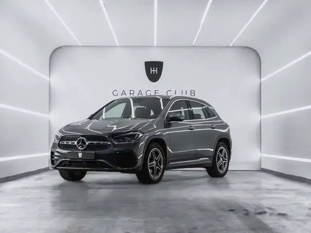 Mercedes-Benz GLA 250 4Matic 8G-DCT