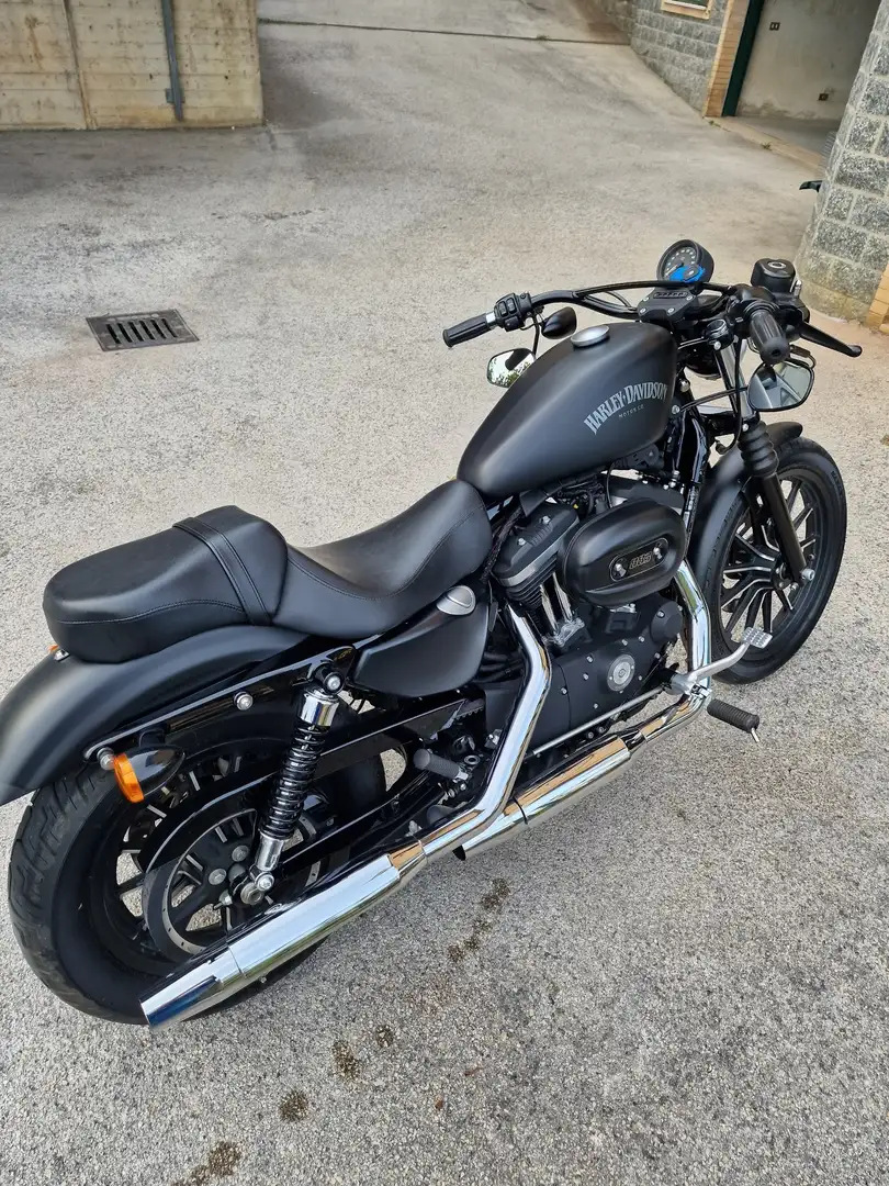 Harley-Davidson Iron 883 Nero - 1