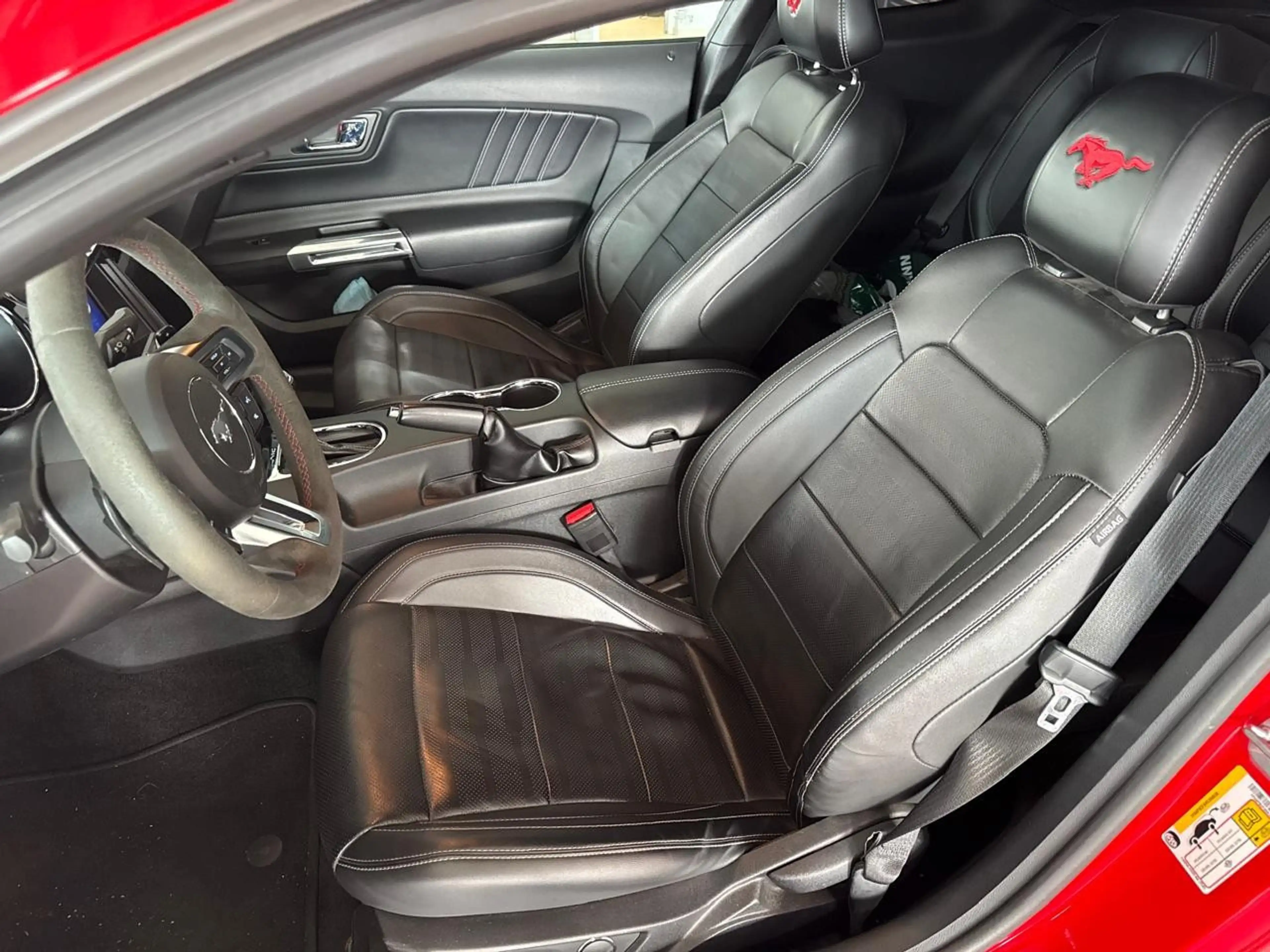Ford Mustang GT Fastback — photo 12