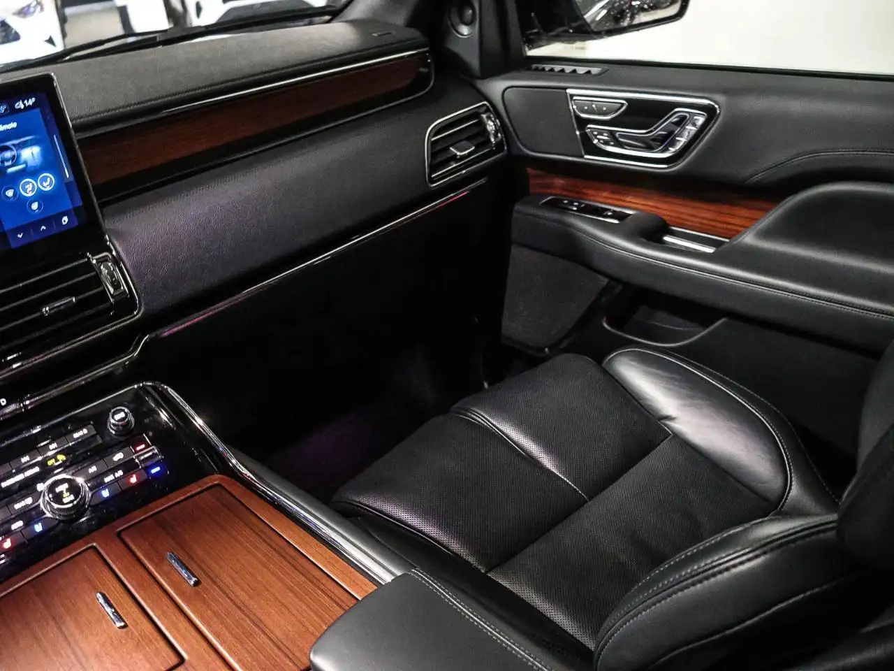Lincoln Navigator снимка Lincoln Navigator