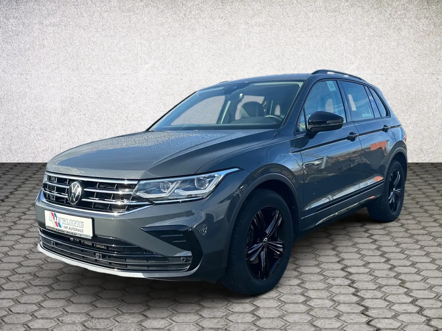 Volkswagen Tiguan Urban Sport KLIMA LED ALU Gris - 2
