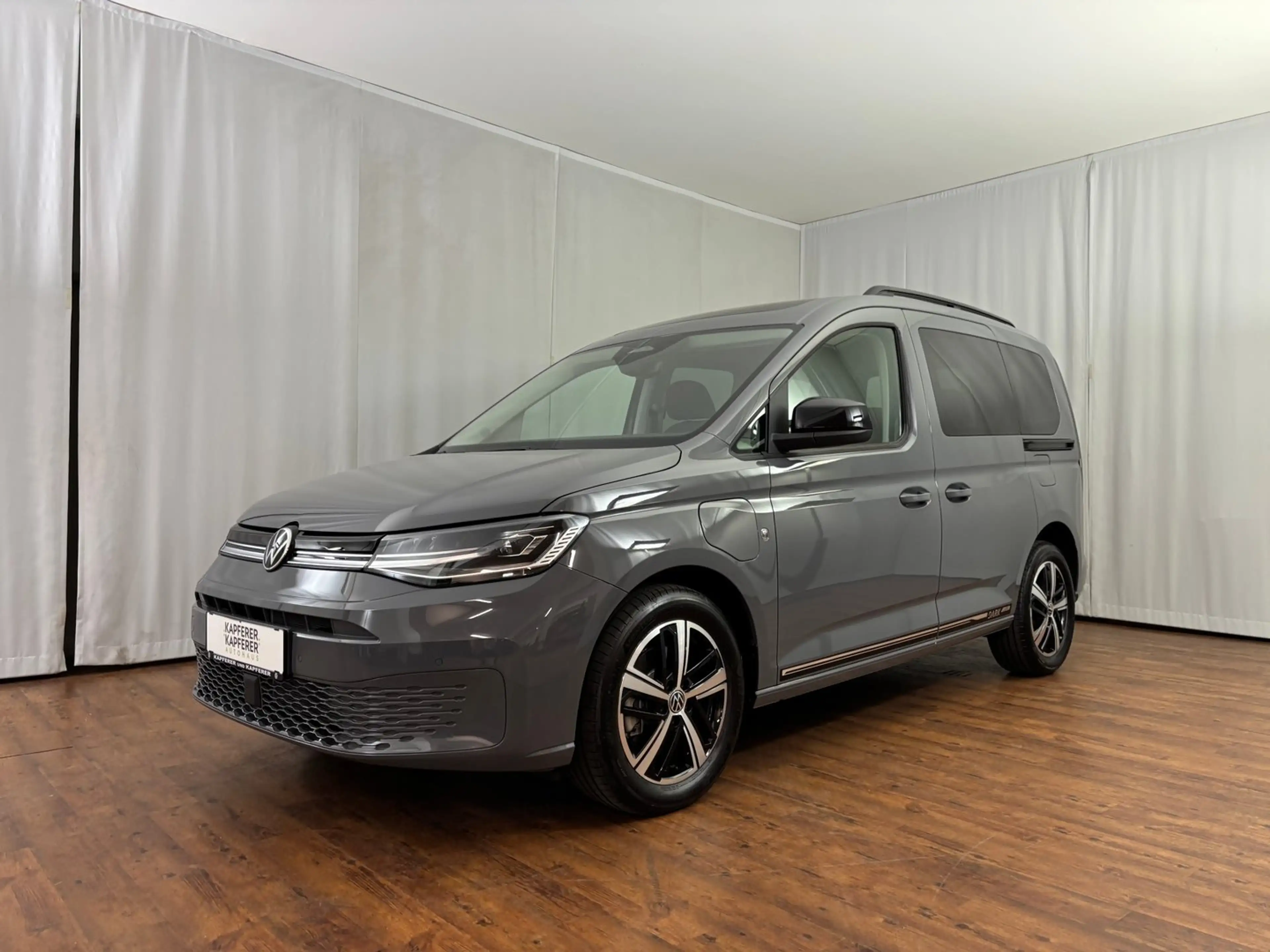 Volkswagen Caddy Dark Label eHybrid 110 kW