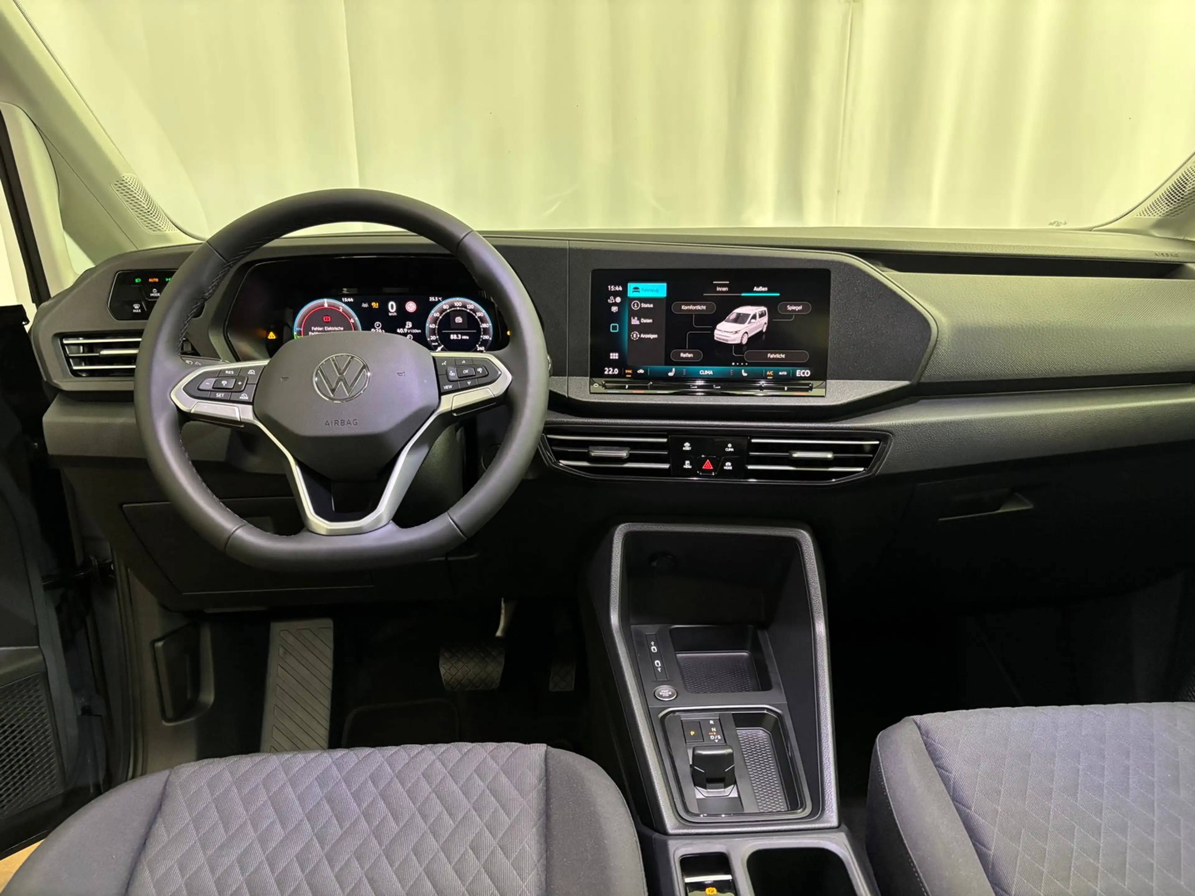 Volkswagen Caddy Dark Label eHybrid 110 kW — photo 5