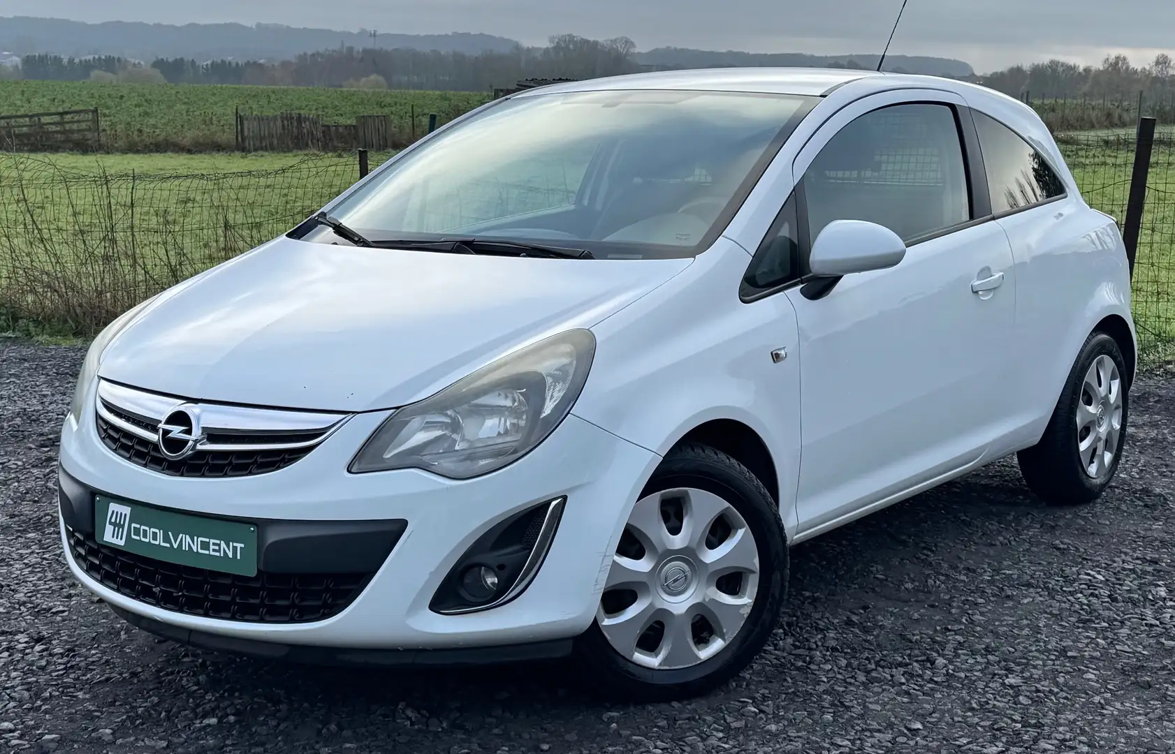 Opel Corsa 1.3 CDTi - Euro 5 - Airco Weiß - 1