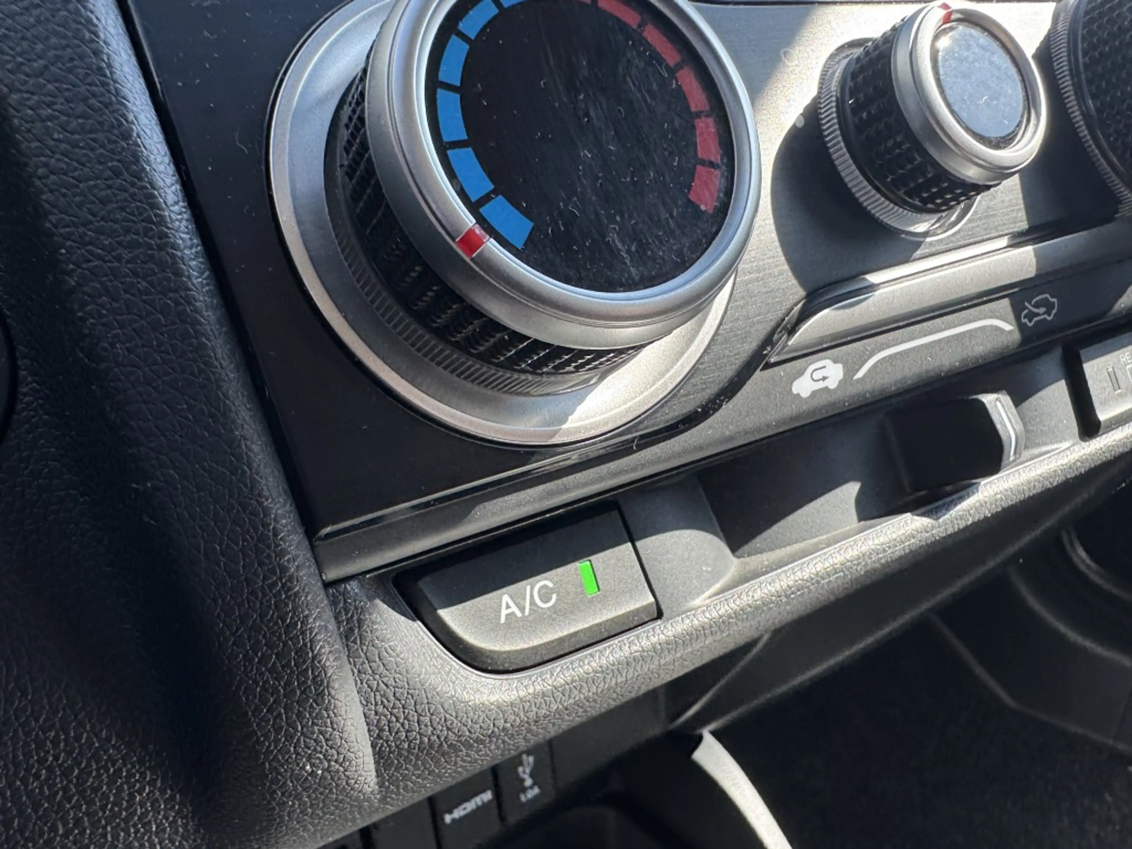Honda Jazz 1.3 i-VTEC Comfort Airco — photo 16