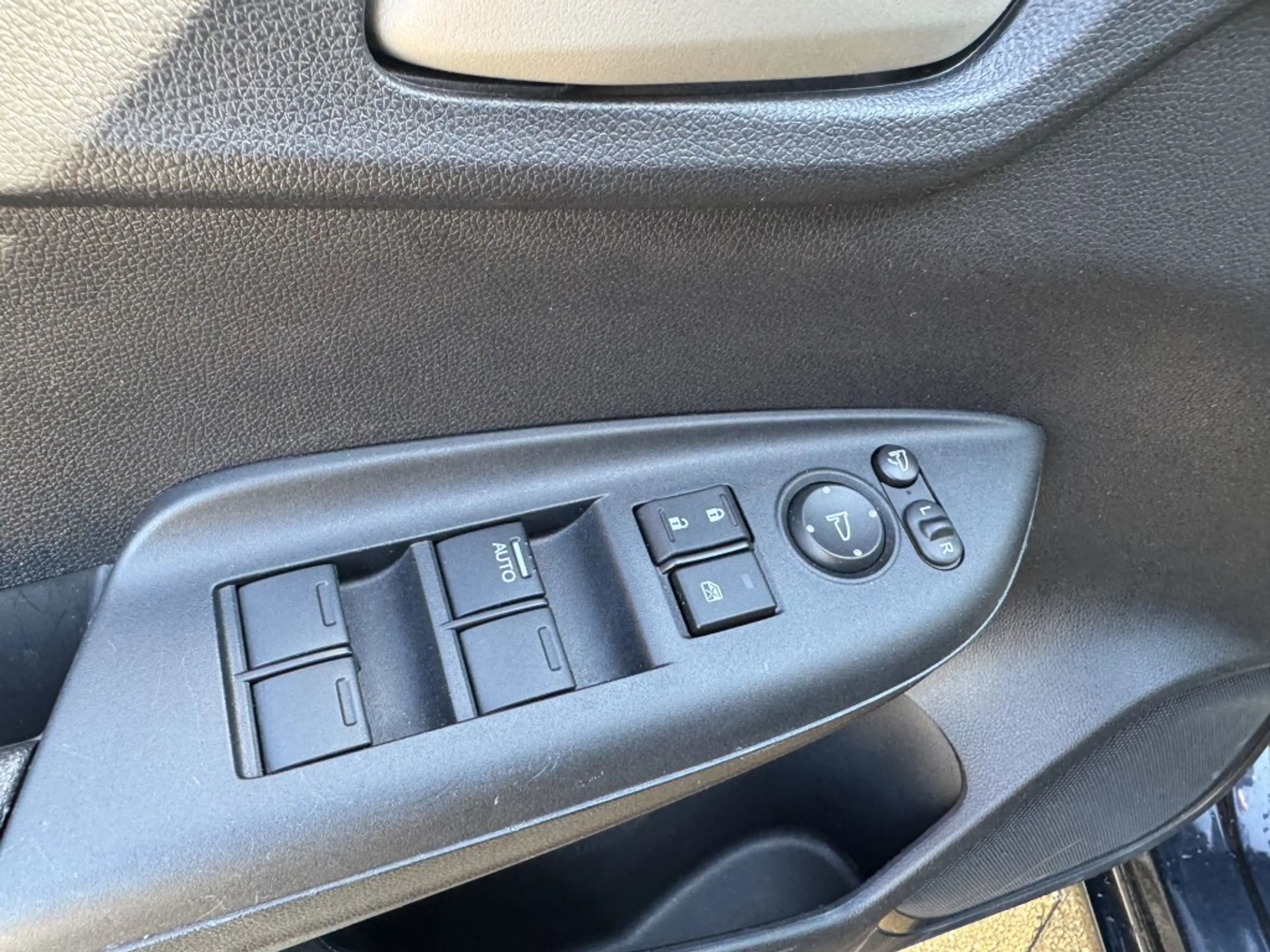 Honda Jazz 1.3 i-VTEC Comfort Airco — photo 9