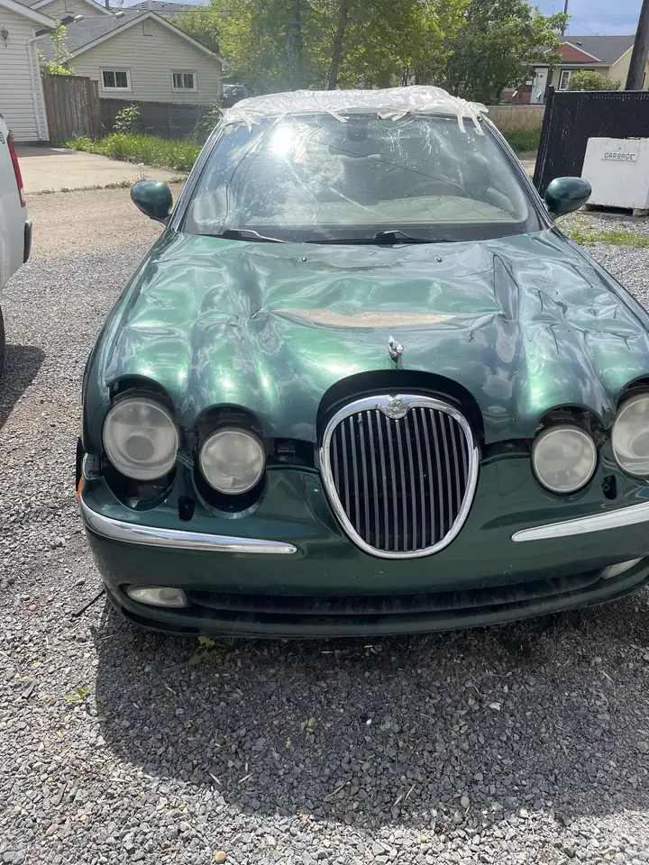 Jaguar S-Type снимка Jaguar S-Type