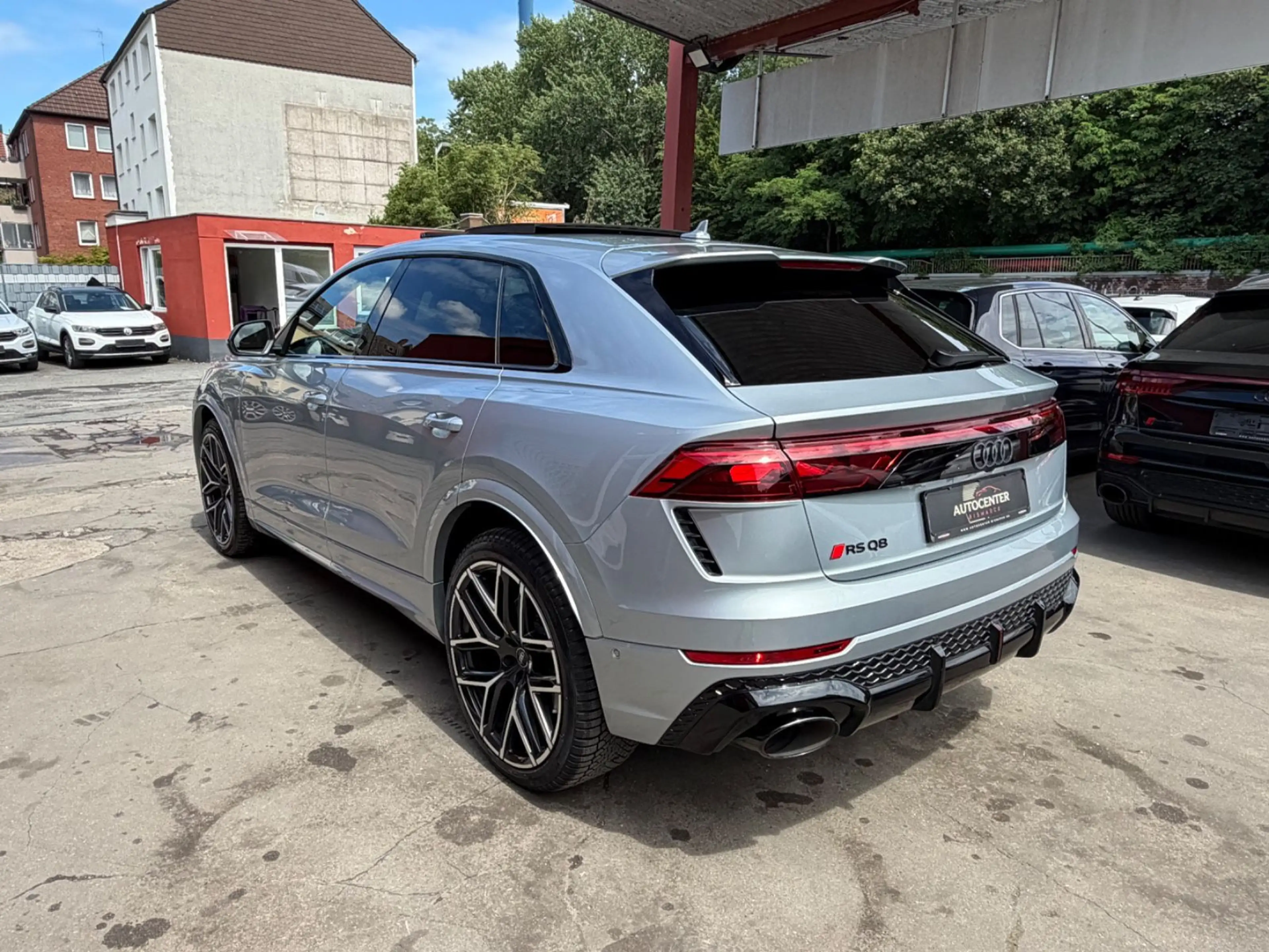 Audi RS Q8 4.0 TFSI quattro — photo 6