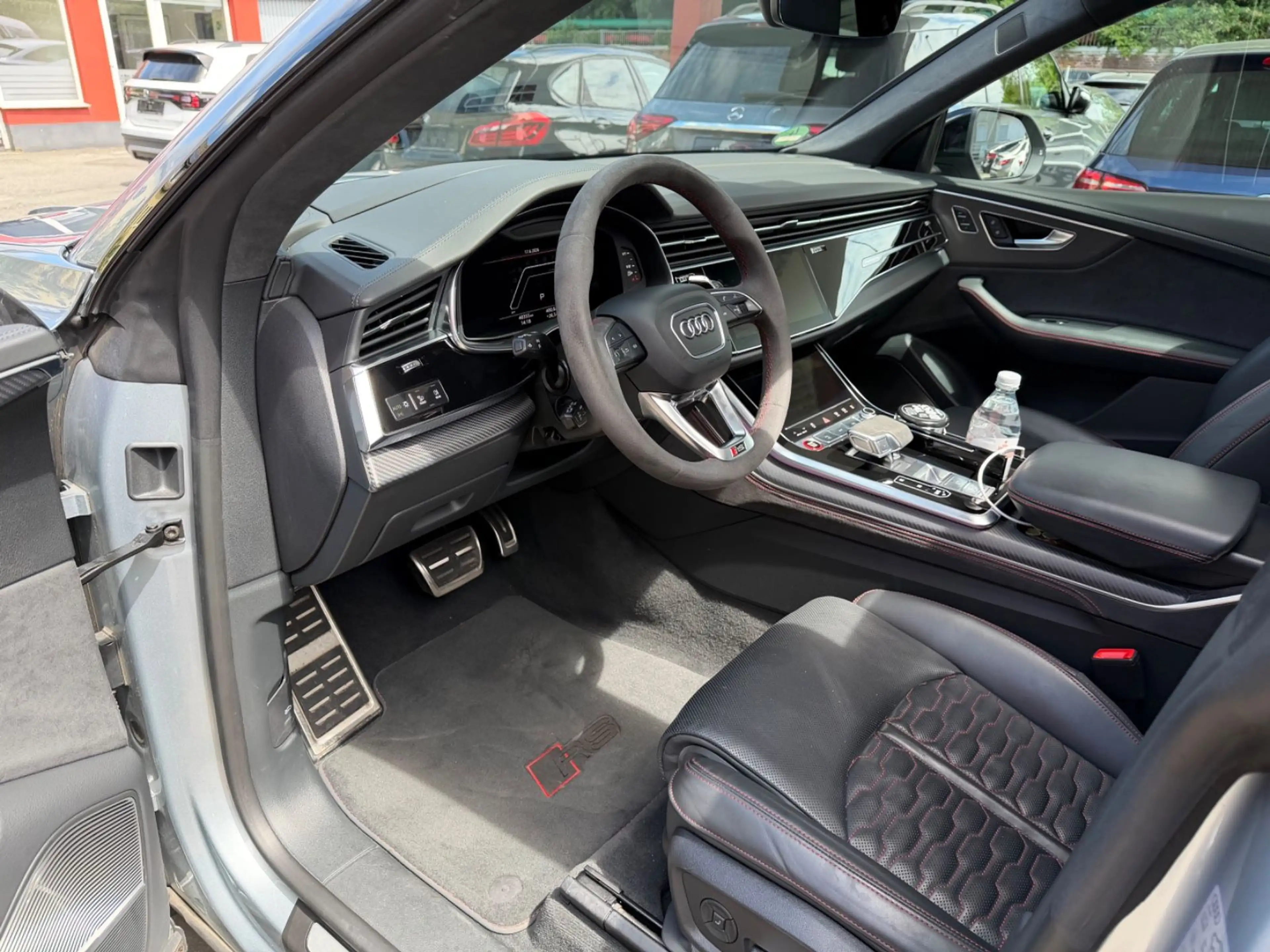 Audi RS Q8 4.0 TFSI quattro — photo 7